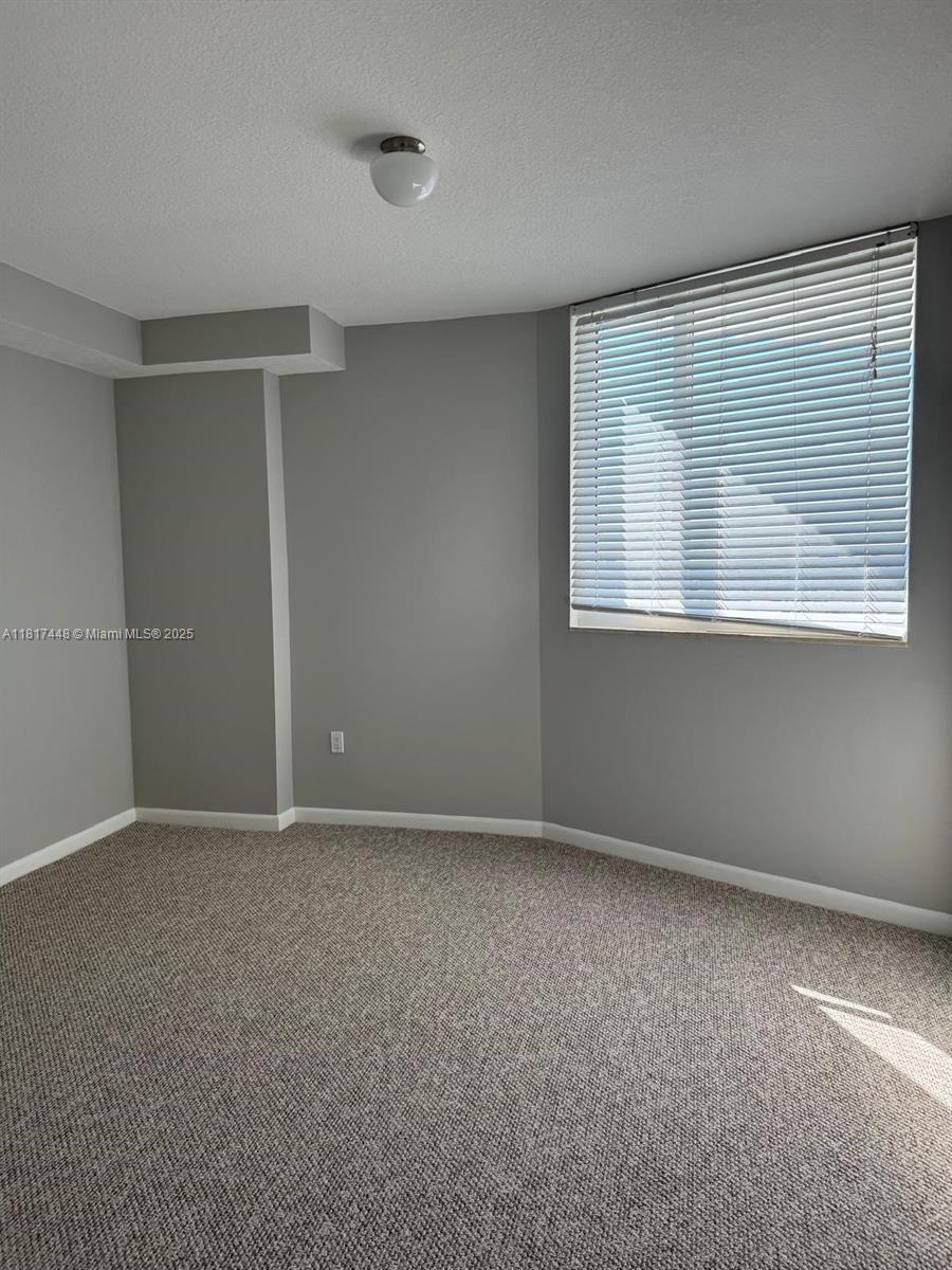 1551 N Flagler Dr #1110 West Palm Beach, FL 33401