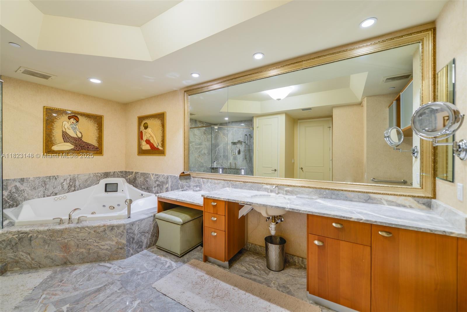 image Turnberry Ocean Colony17