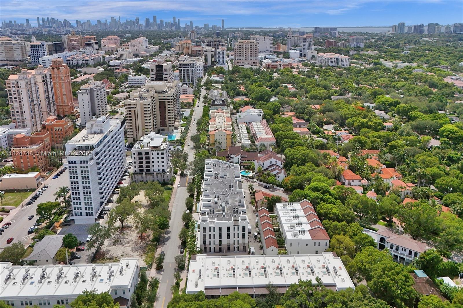 718 Valencia Ave #204 Coral Gables, FL 33134