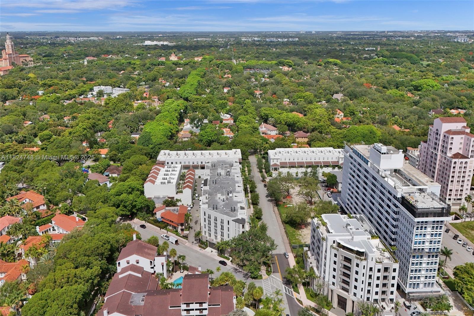 718 Valencia Ave #204 Coral Gables, FL 33134