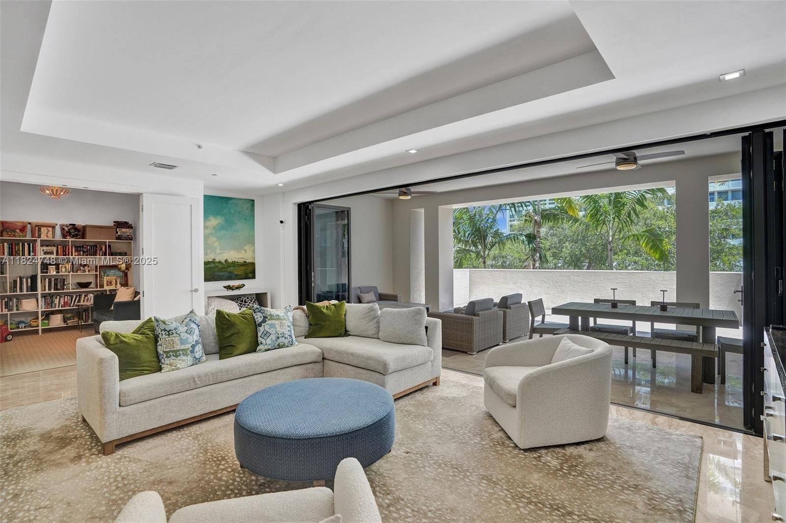 718 Valencia Ave #204 Coral Gables, FL 33134