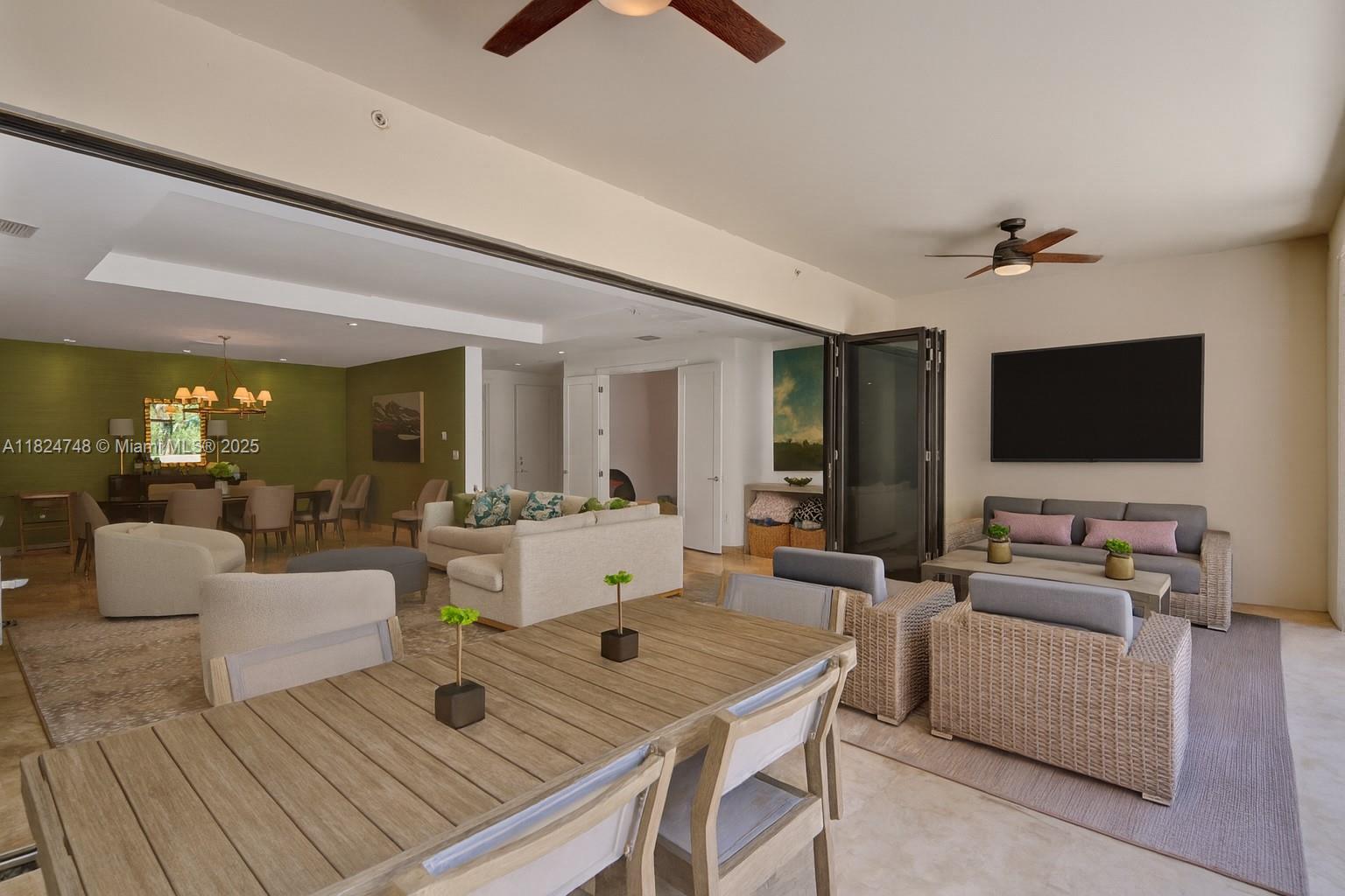 718 Valencia Ave #204 Coral Gables, FL 33134