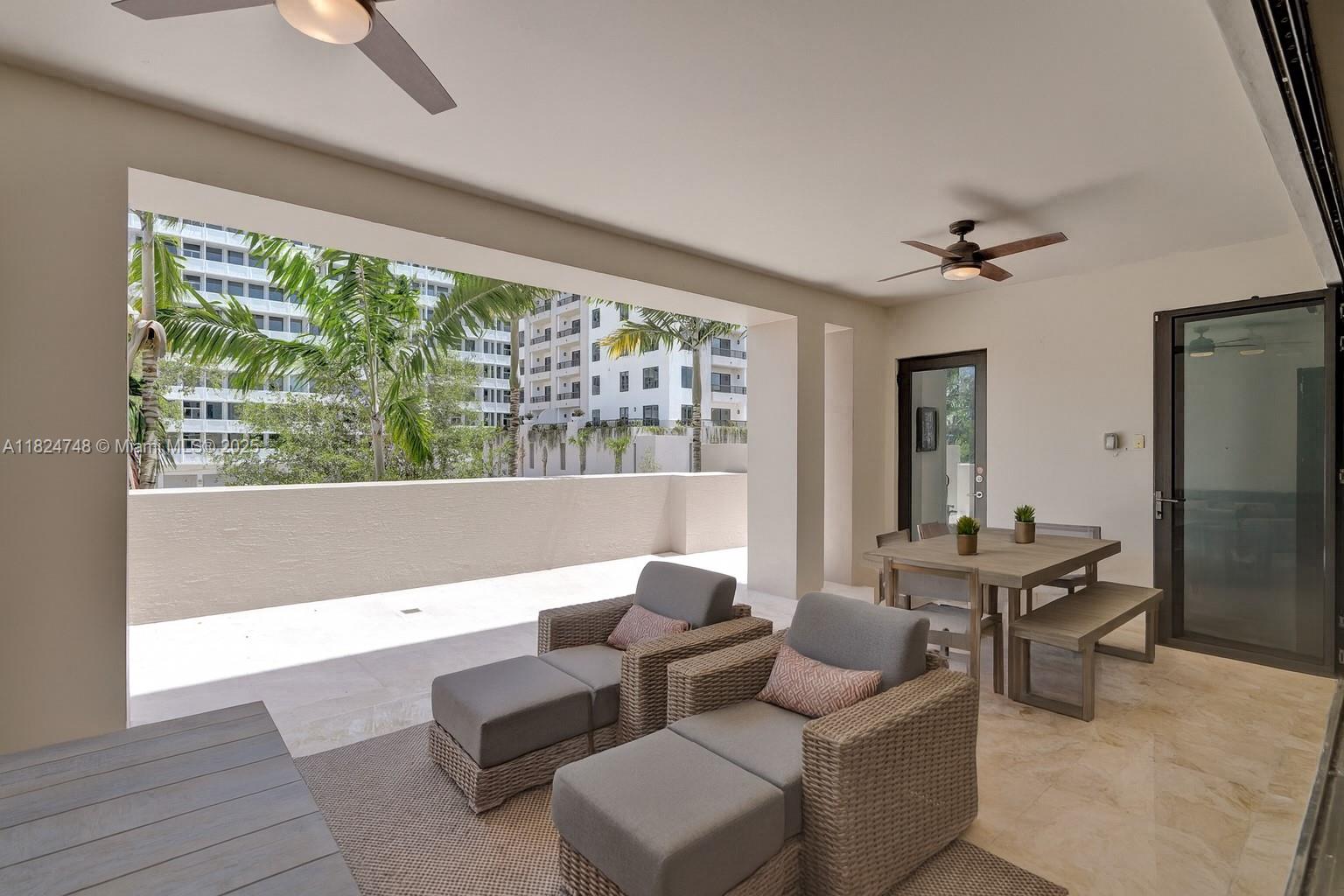 718 Valencia Ave #204 Coral Gables, FL 33134