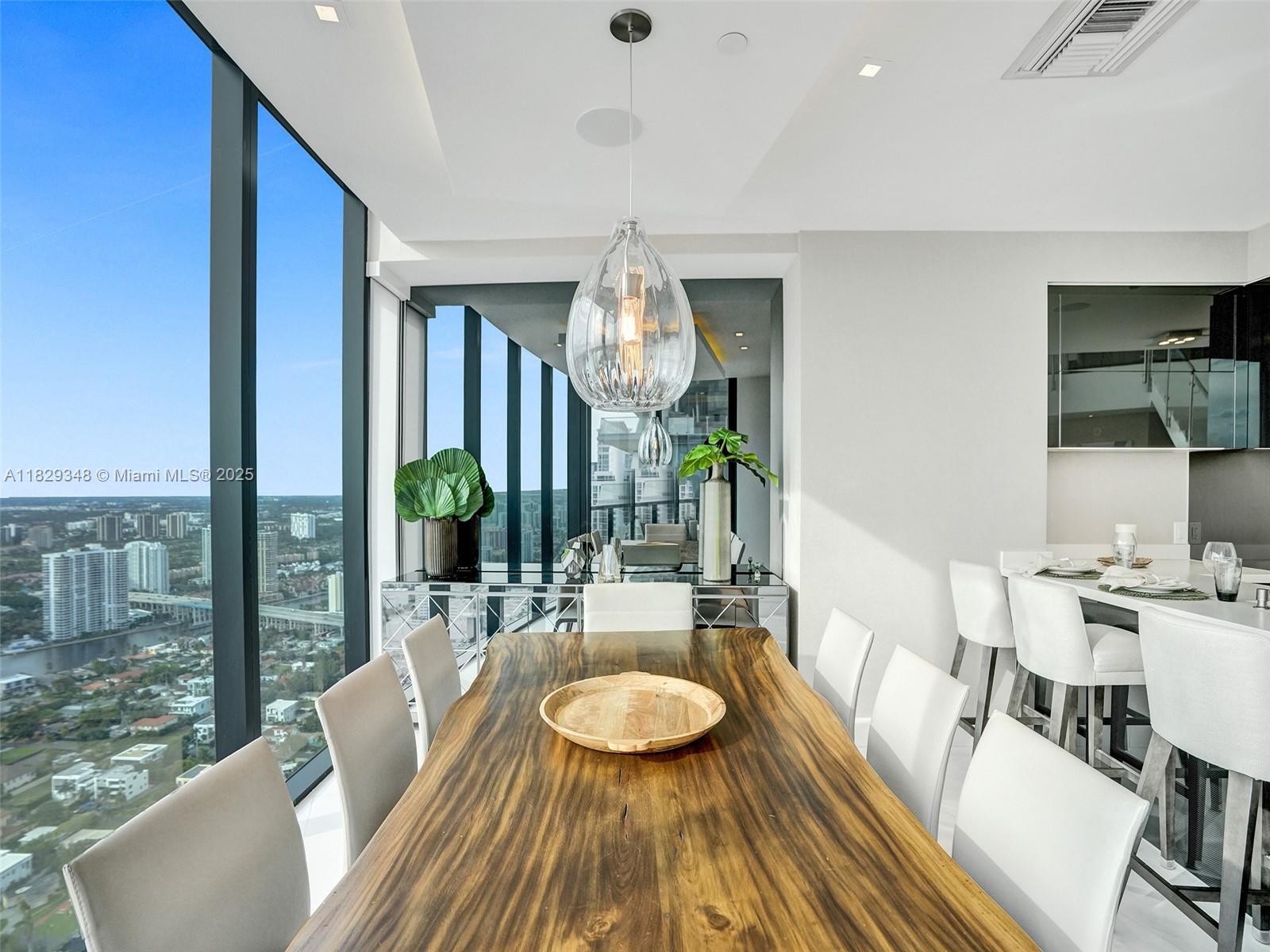 image Porsche Design Tower23