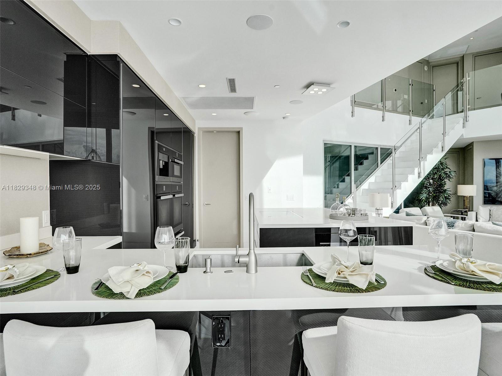 image Porsche Design Tower26