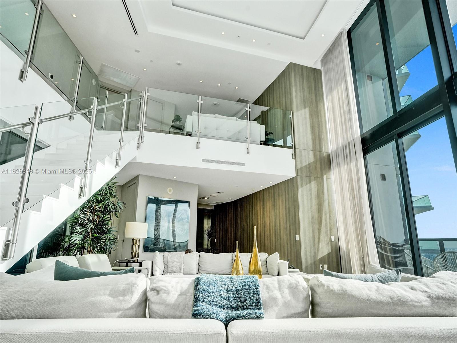 image Porsche Design Tower27