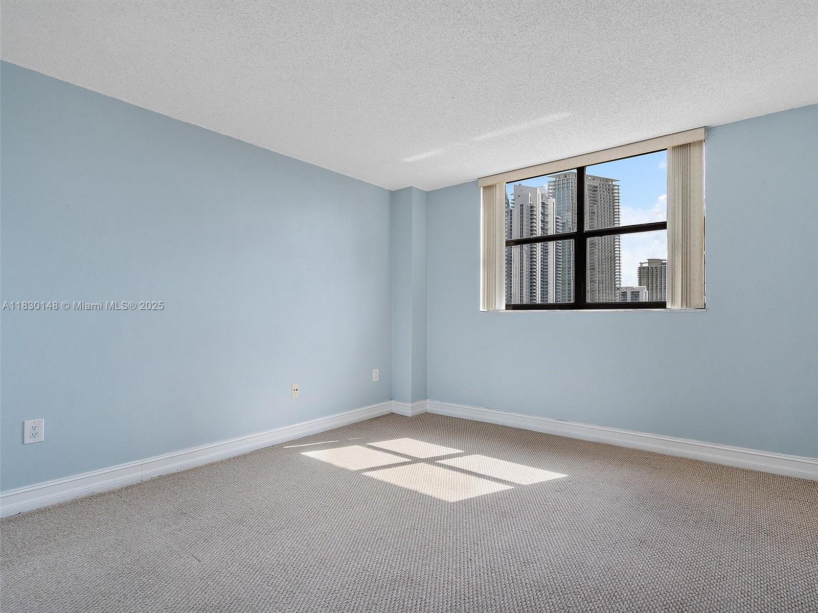 image Winston Towers31