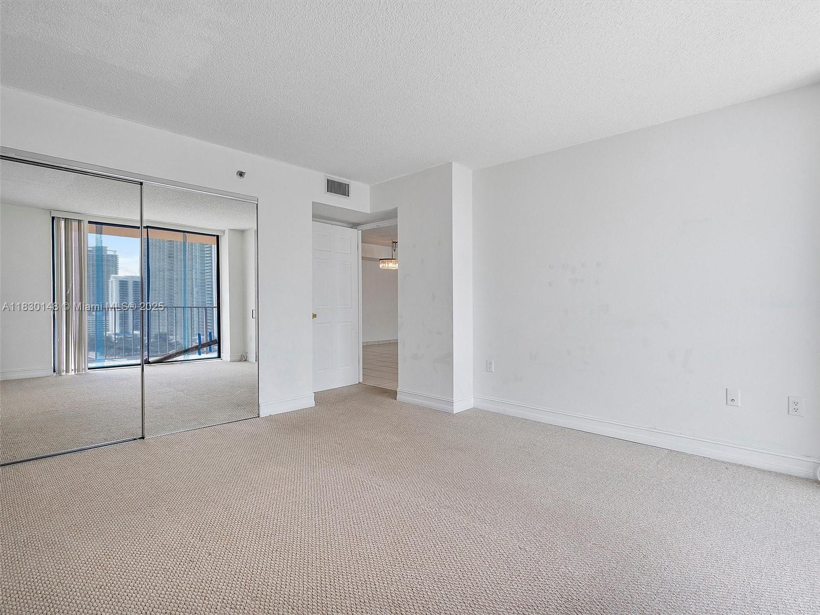image Winston Towers35