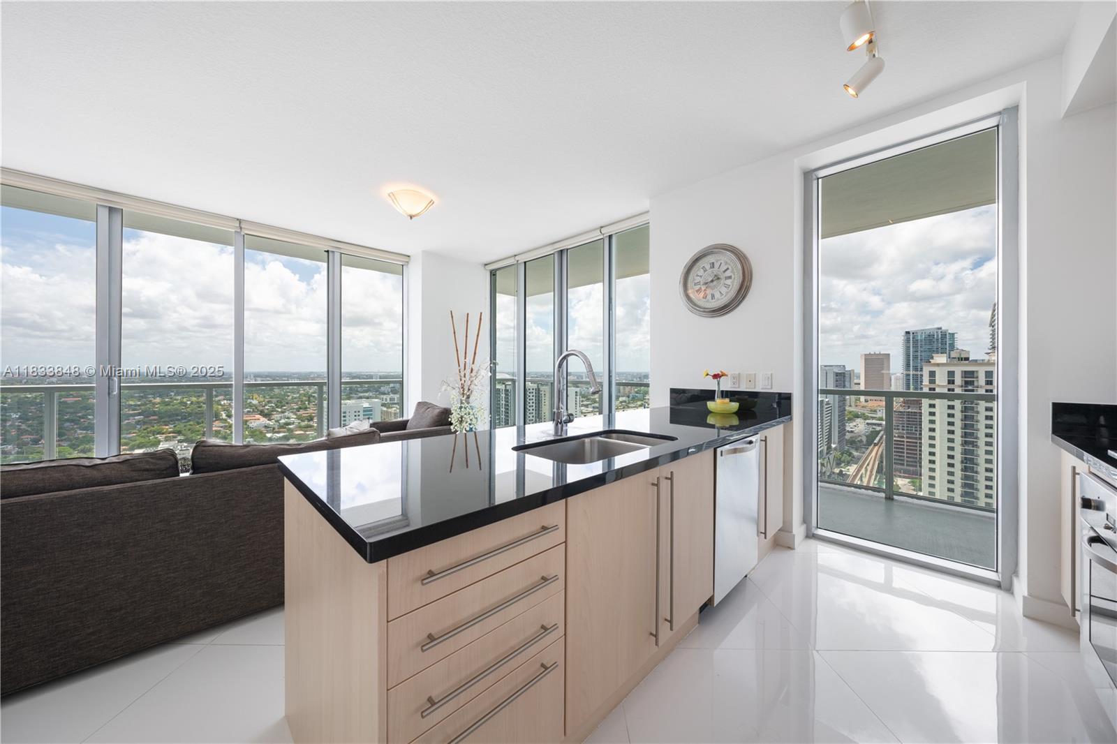 image The Axis On Brickell1