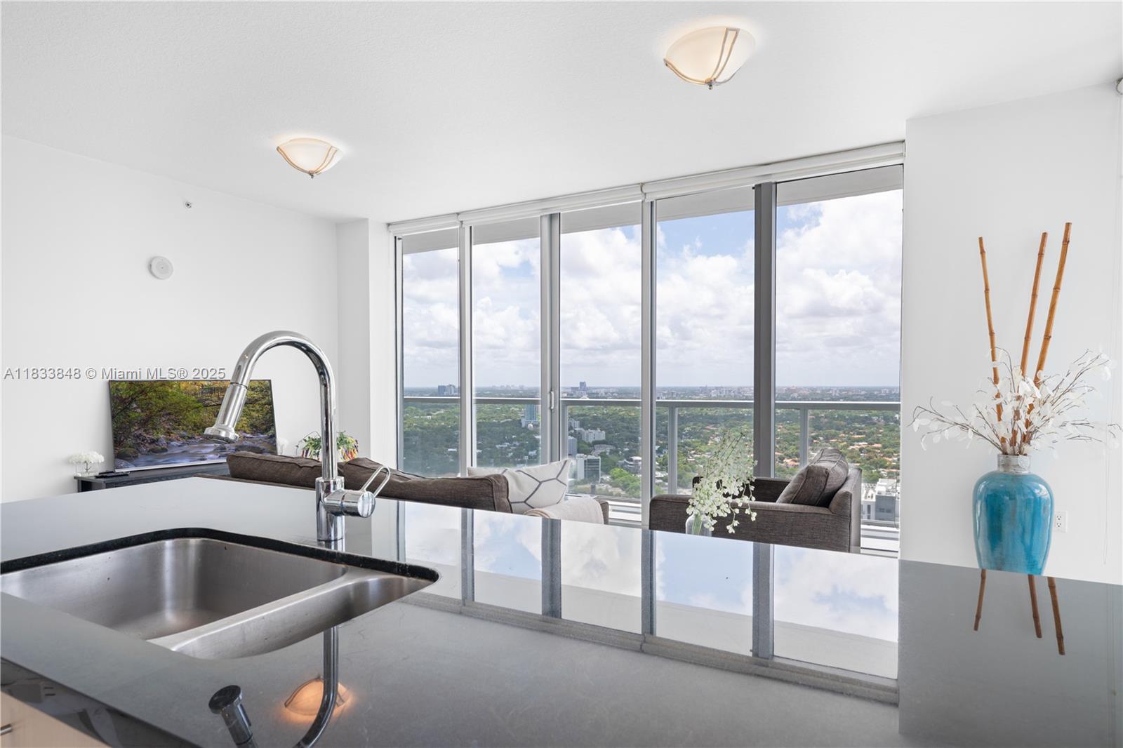 image The Axis On Brickell5