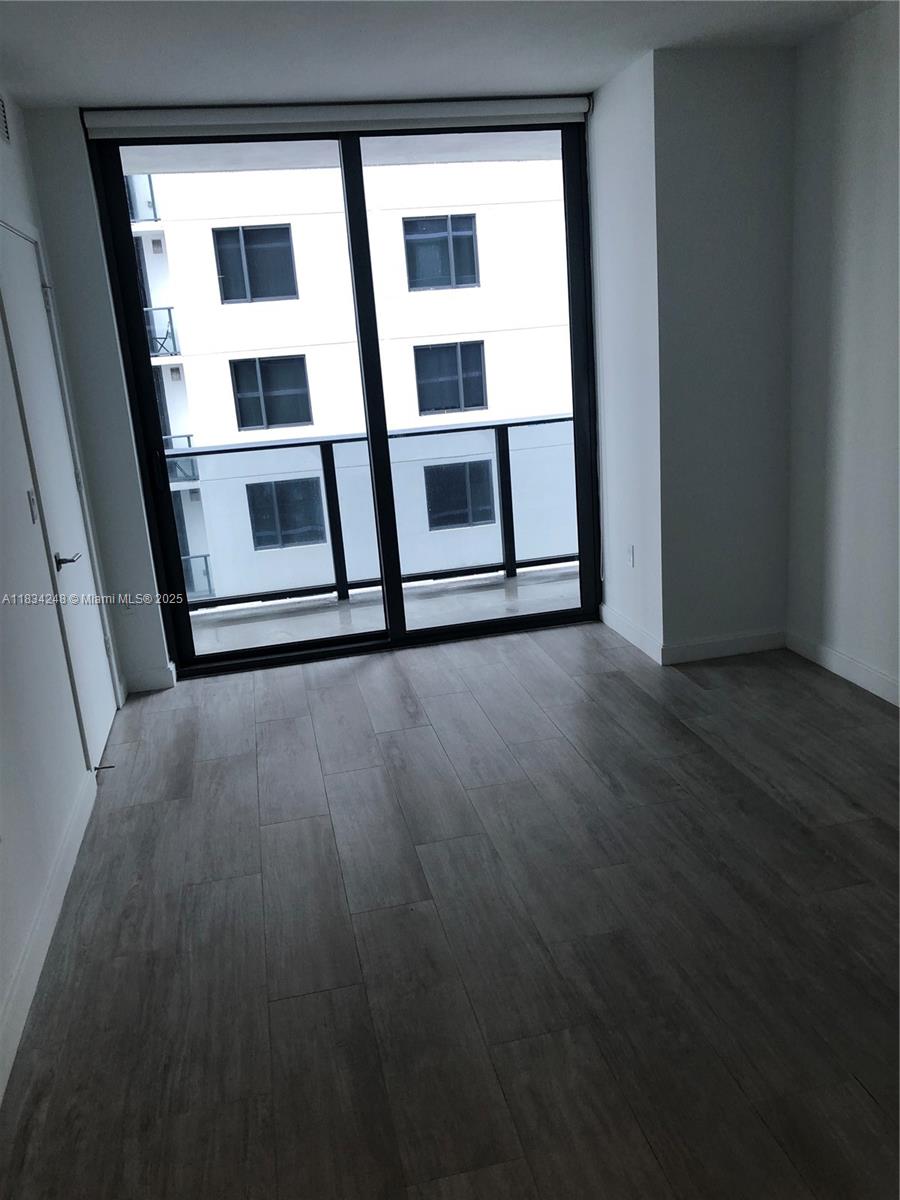 image Brickell Heights10