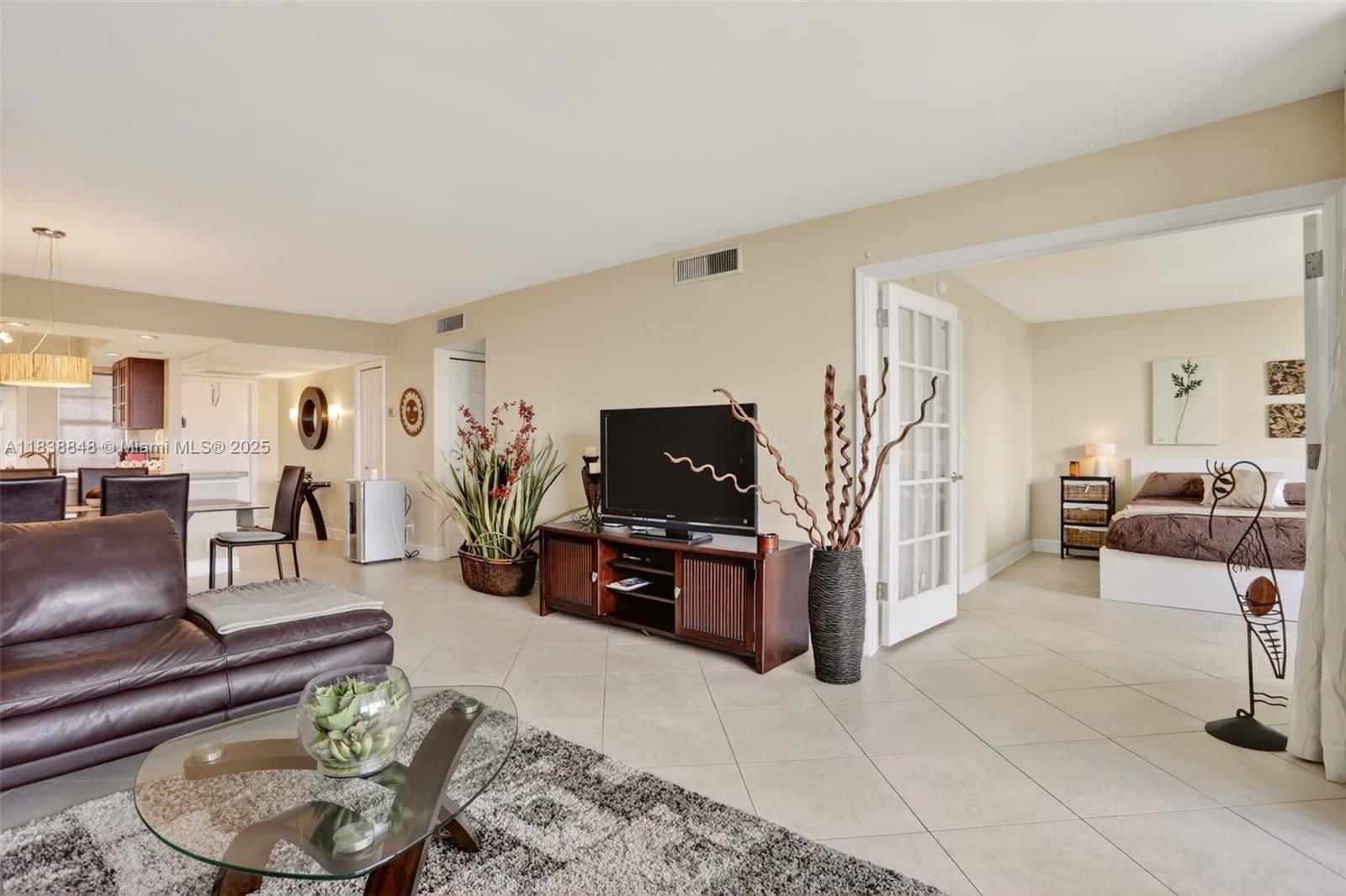 2901 S Palm Aire Dr #608,Pompano Beach, FL 33069