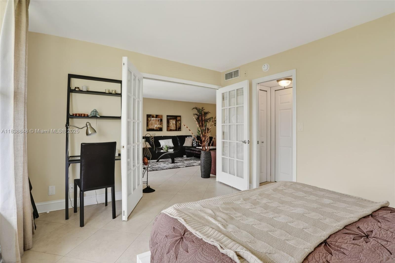 2901 S Palm Aire Dr #608,Pompano Beach, FL 33069