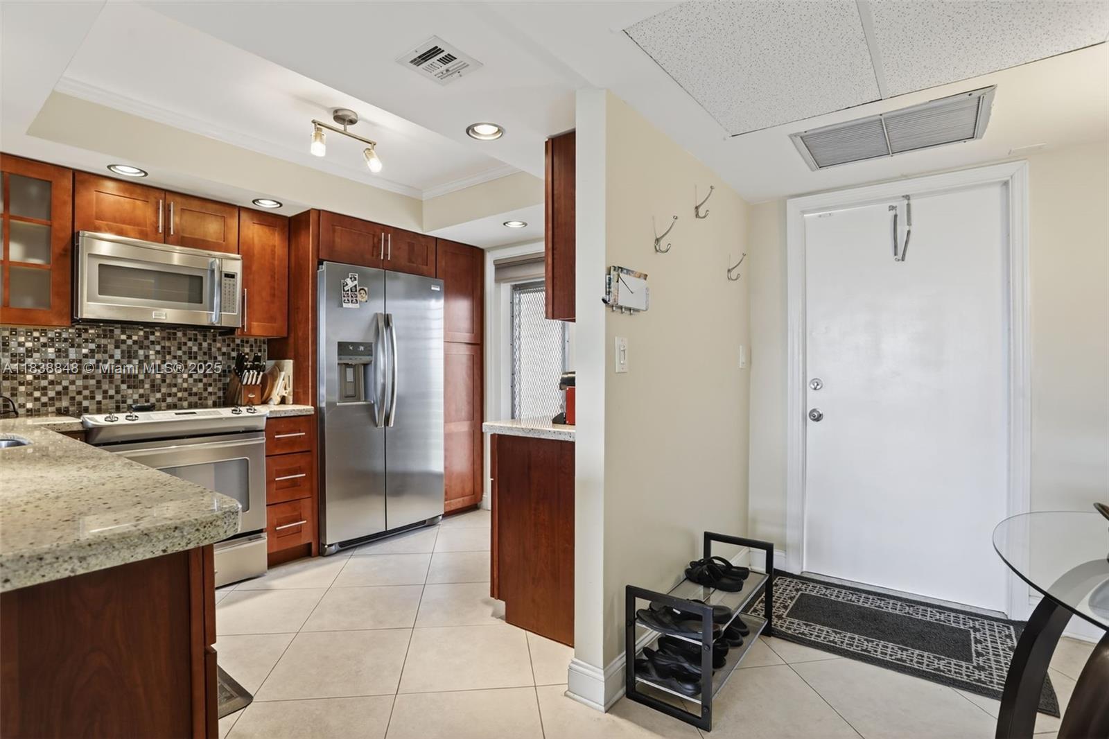 2901 S Palm Aire Dr #608,Pompano Beach, FL 33069