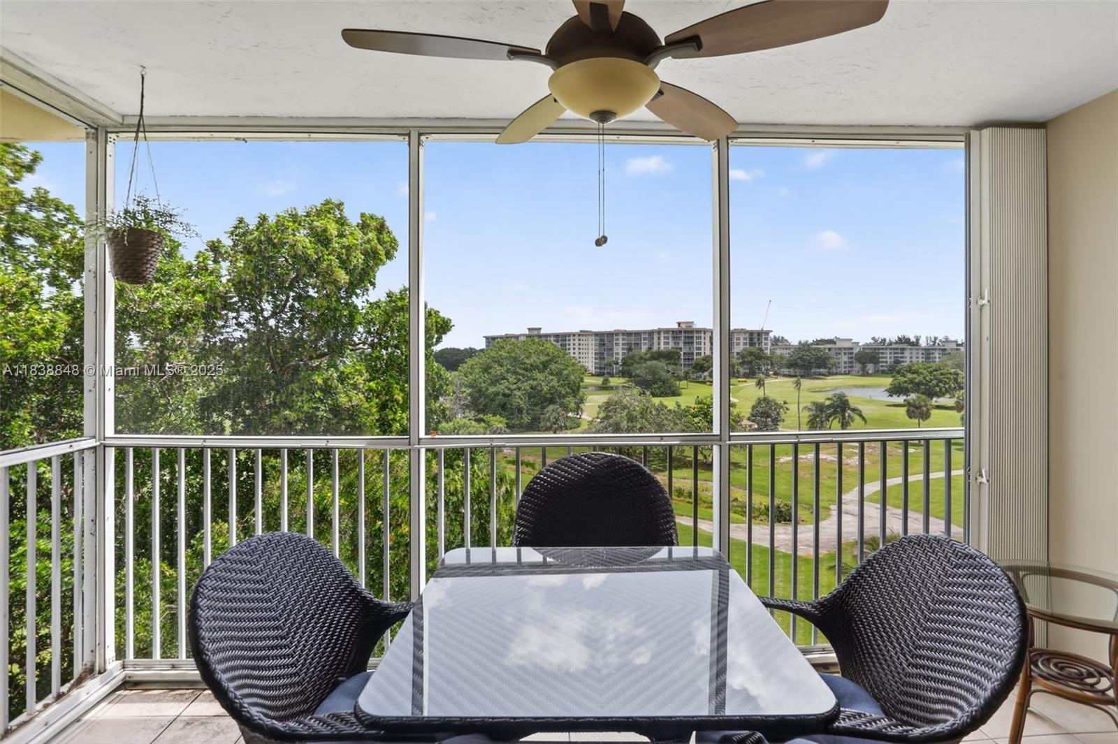 2901 S Palm Aire Dr #608,Pompano Beach, FL 33069