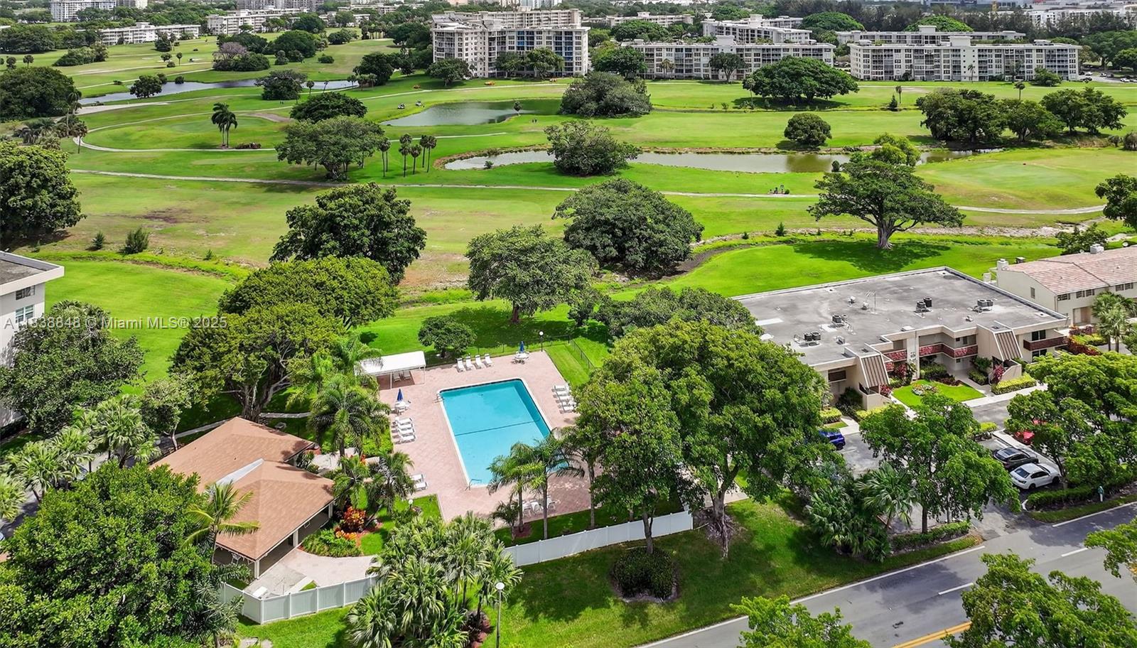 2901 S Palm Aire Dr #608,Pompano Beach, FL 33069