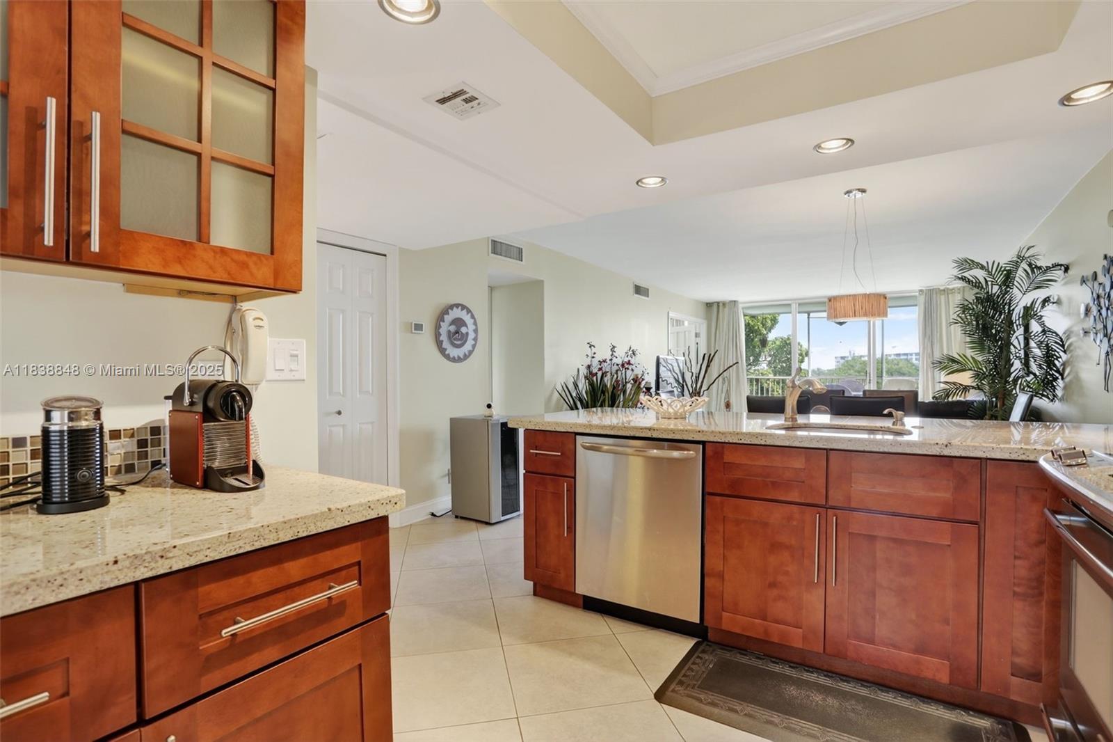 2901 S Palm Aire Dr #608,Pompano Beach, FL 33069