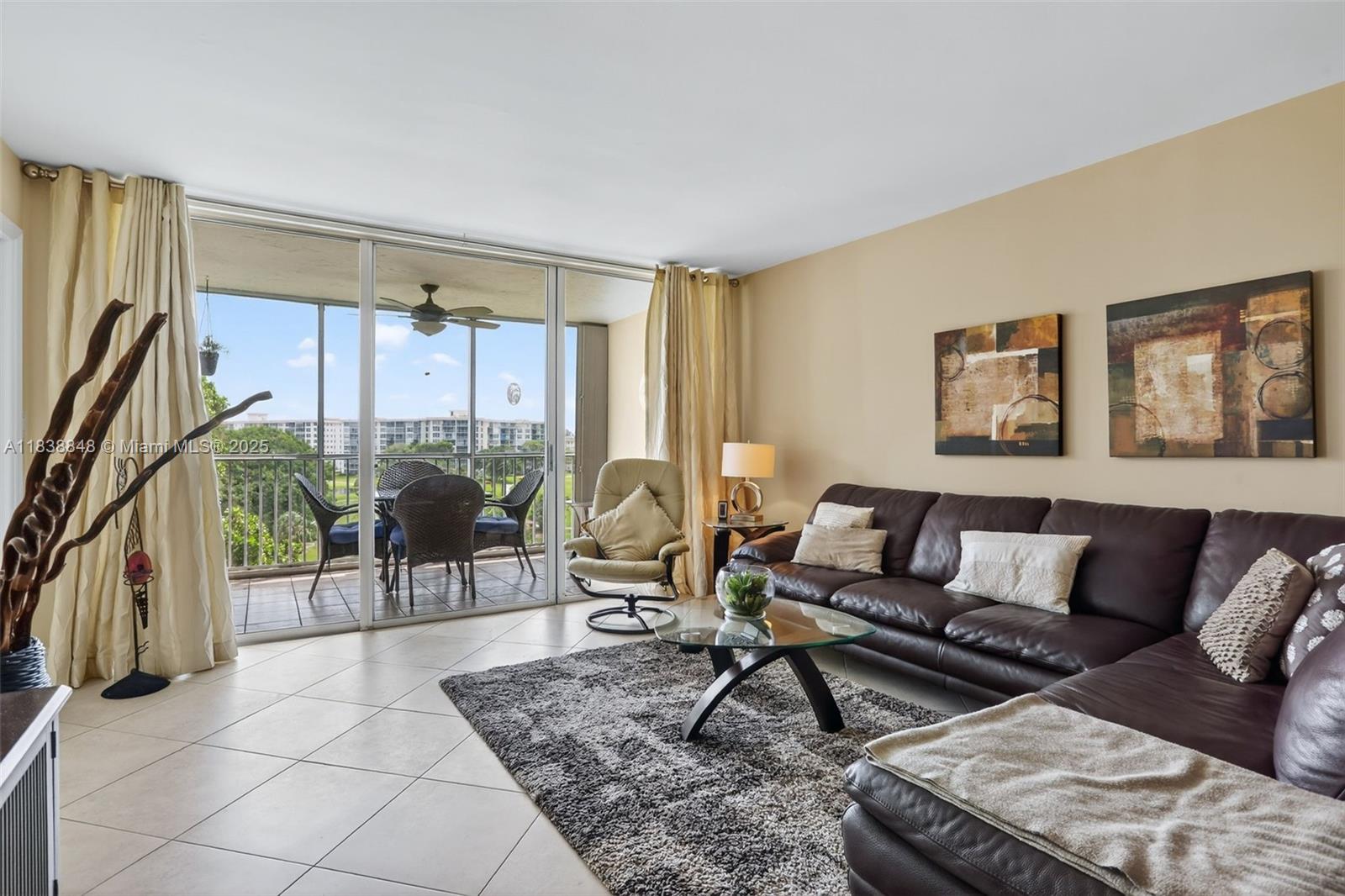2901 S Palm Aire Dr #608,Pompano Beach, FL 33069