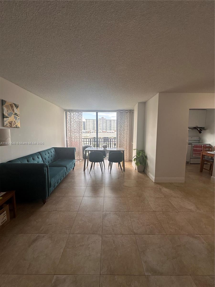 17021 N Bay Rd #710