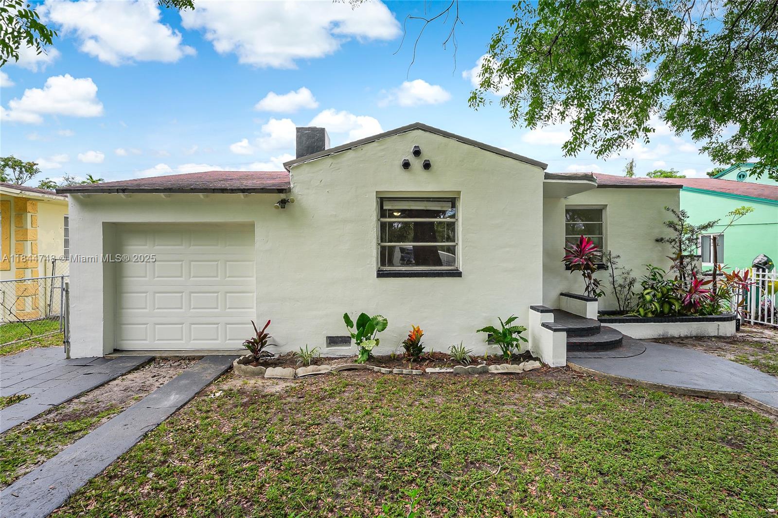 1059 NW 48th St