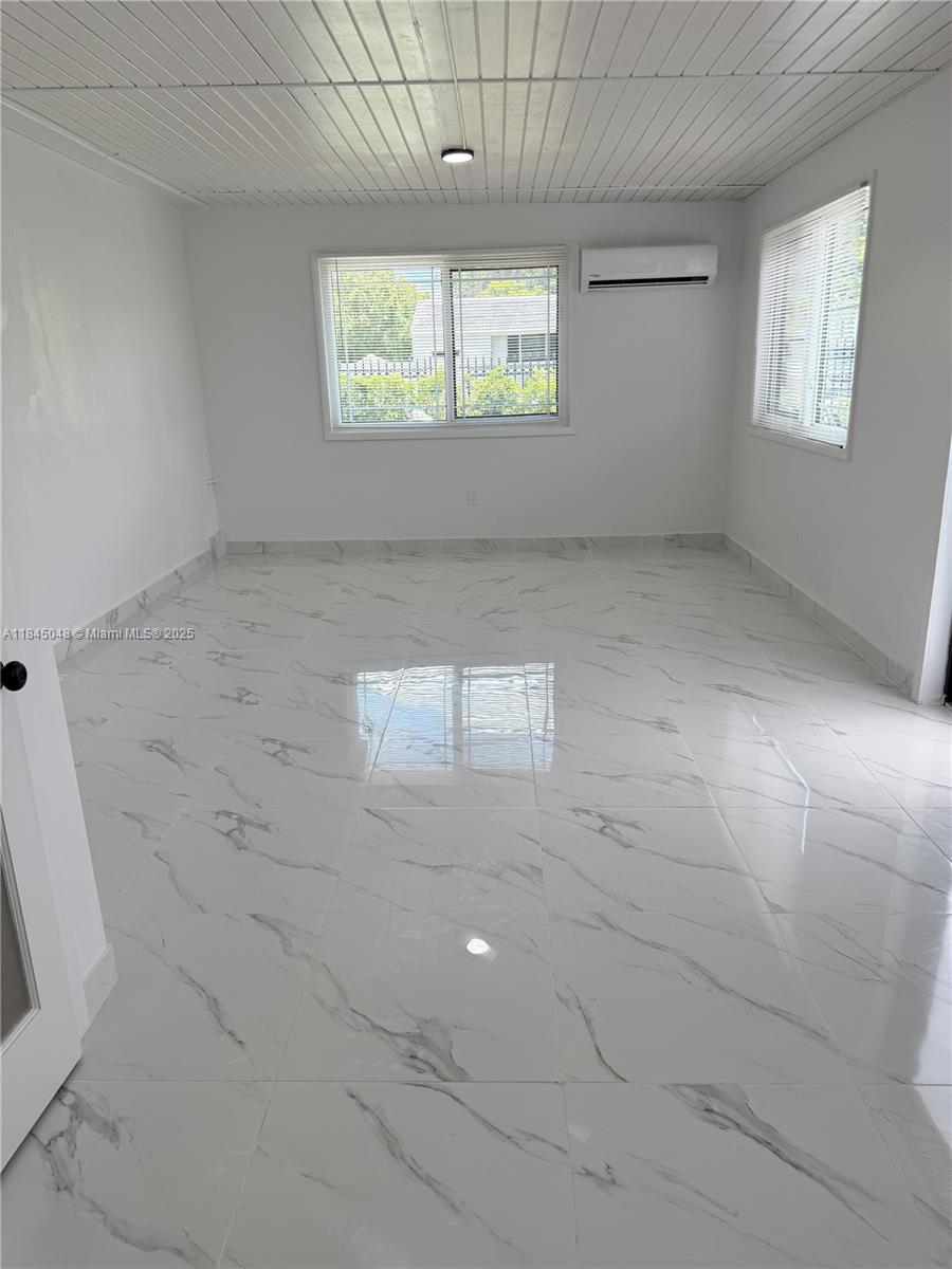 4700 SW 2nd Ter #2