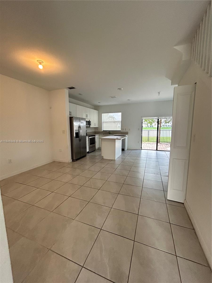 10090 SW 228th Ter Miami, FL 33190