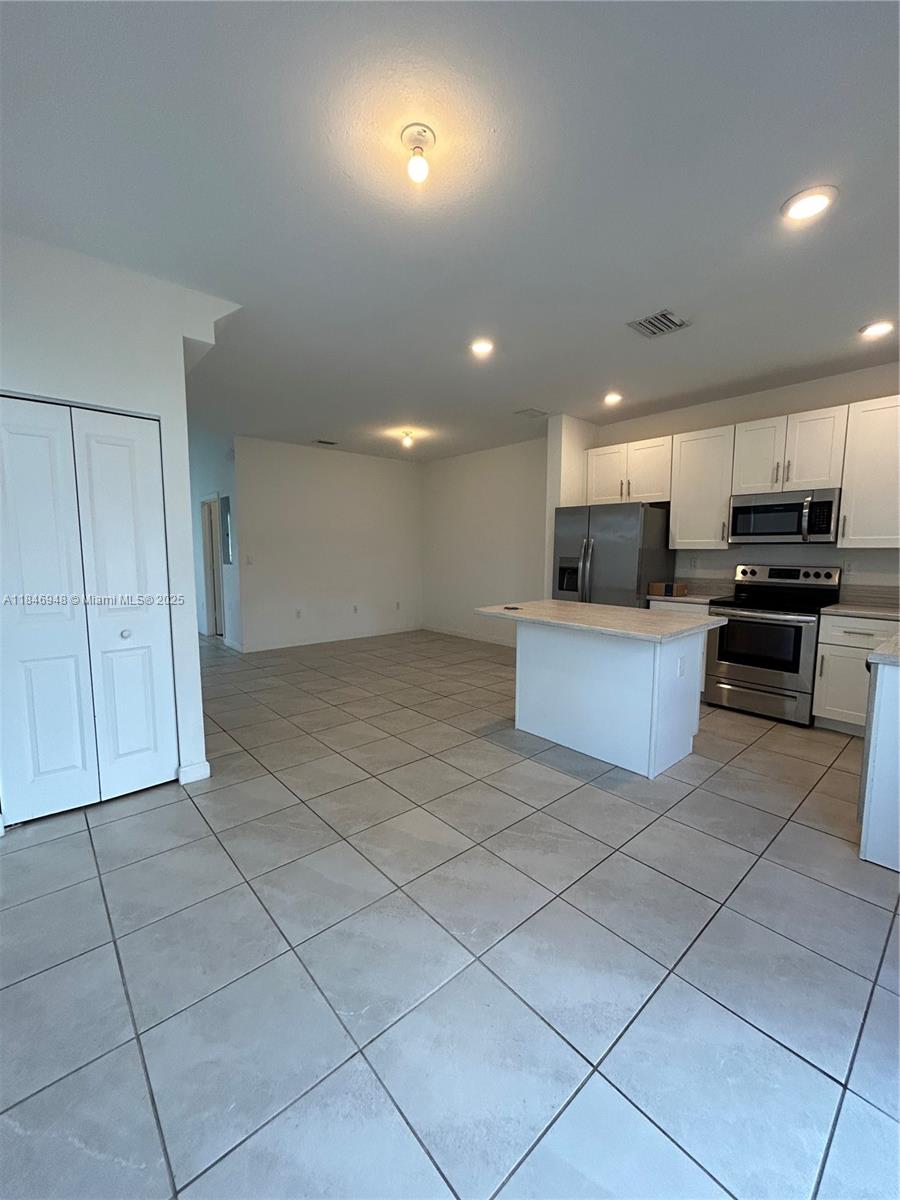 10090 SW 228th Ter Miami, FL 33190