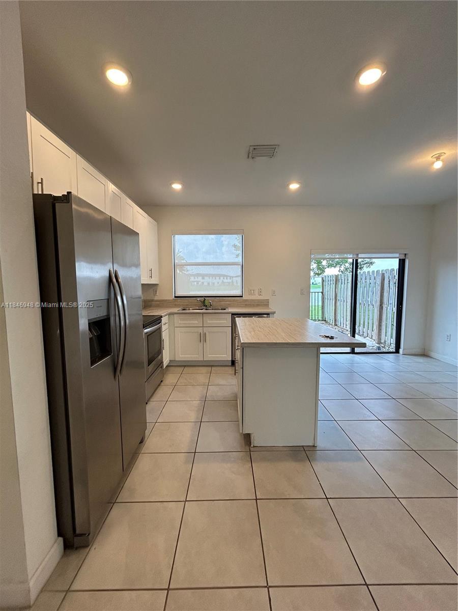 10090 SW 228th Ter Miami, FL 33190