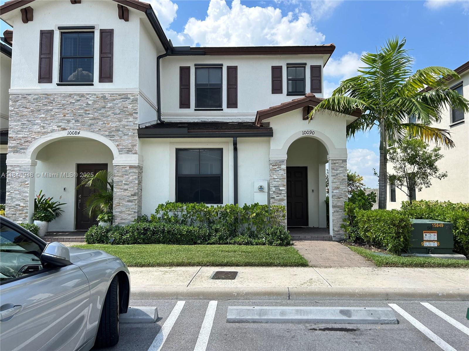 10090 SW 228th Ter Miami, FL 33190