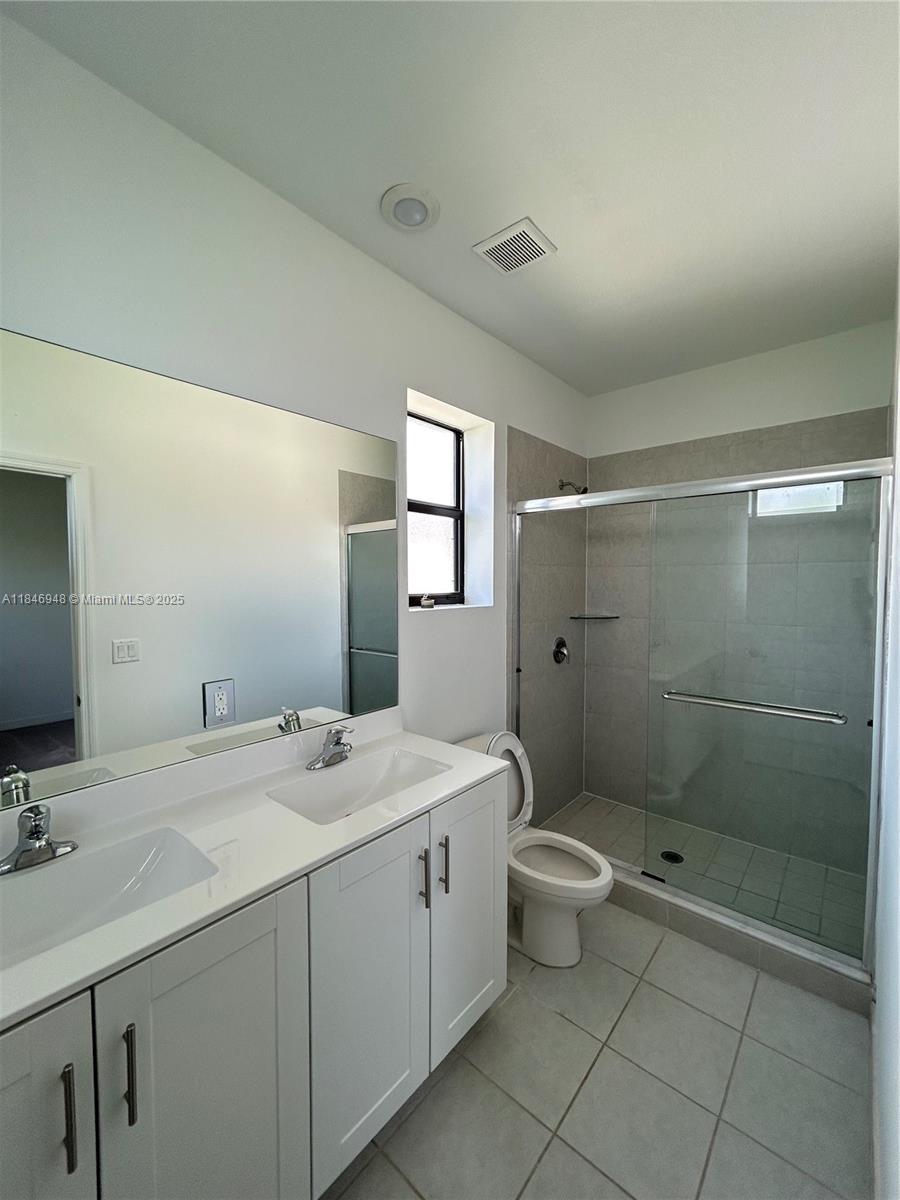 10090 SW 228th Ter Miami, FL 33190