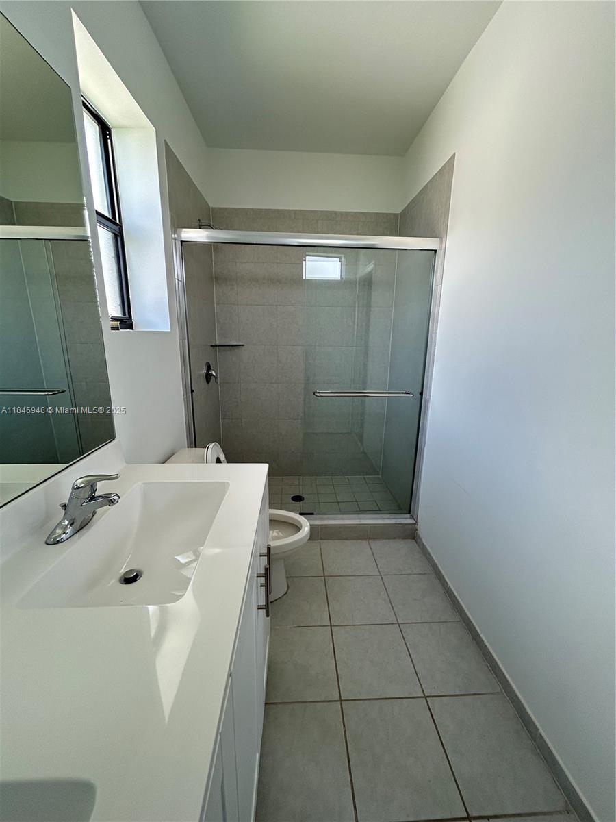 10090 SW 228th Ter Miami, FL 33190