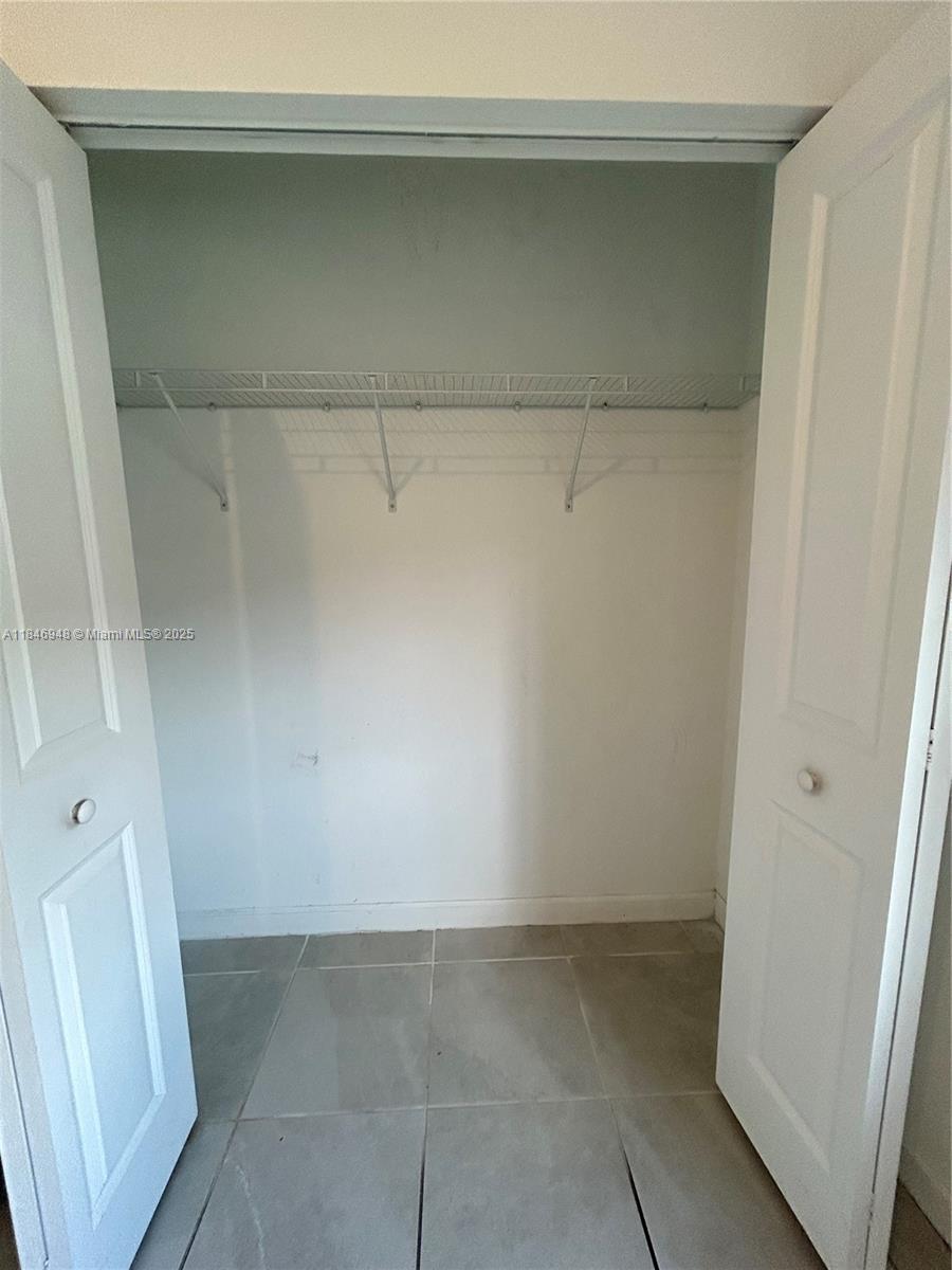 10090 SW 228th Ter Miami, FL 33190