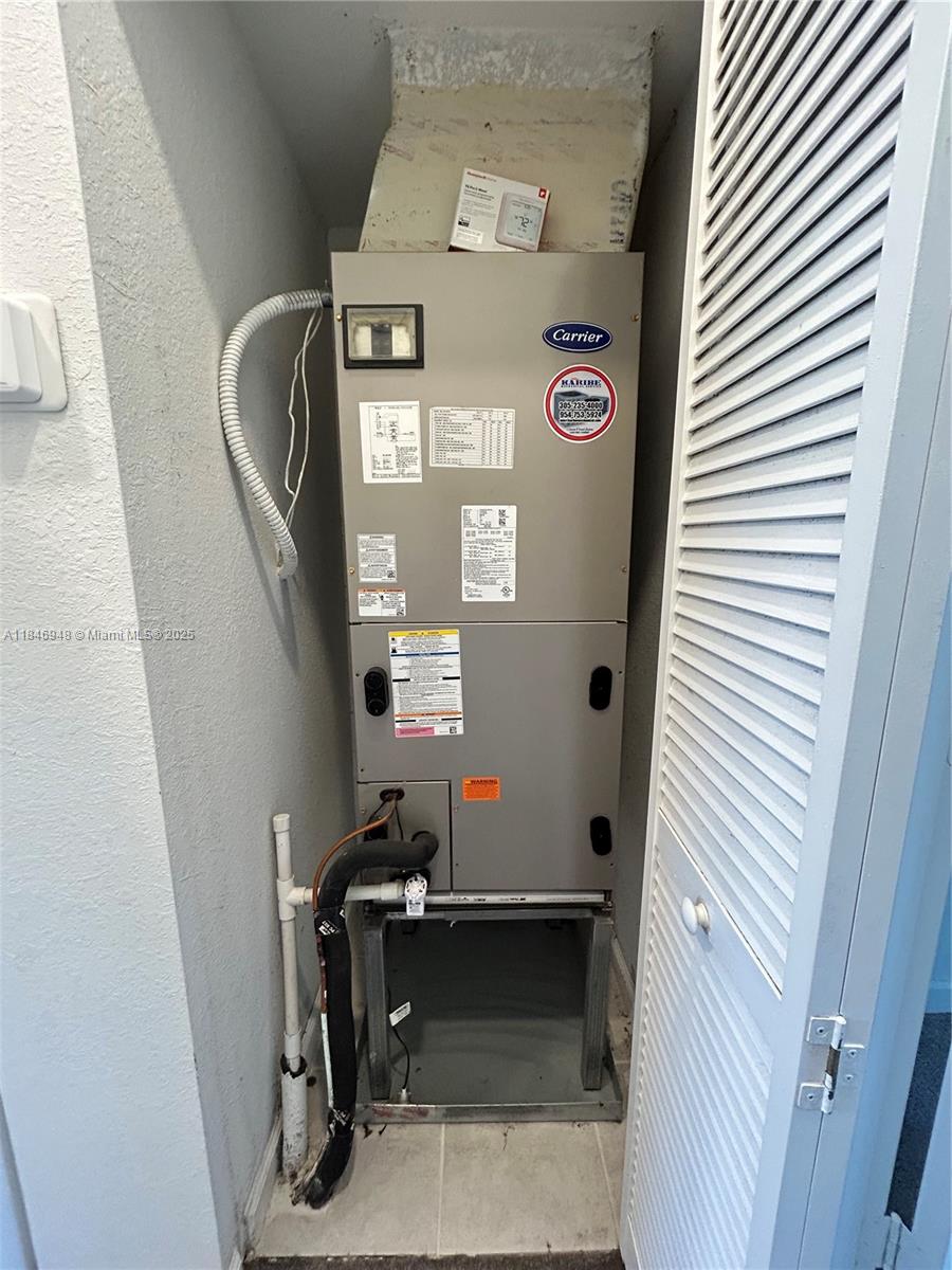 10090 SW 228th Ter Miami, FL 33190