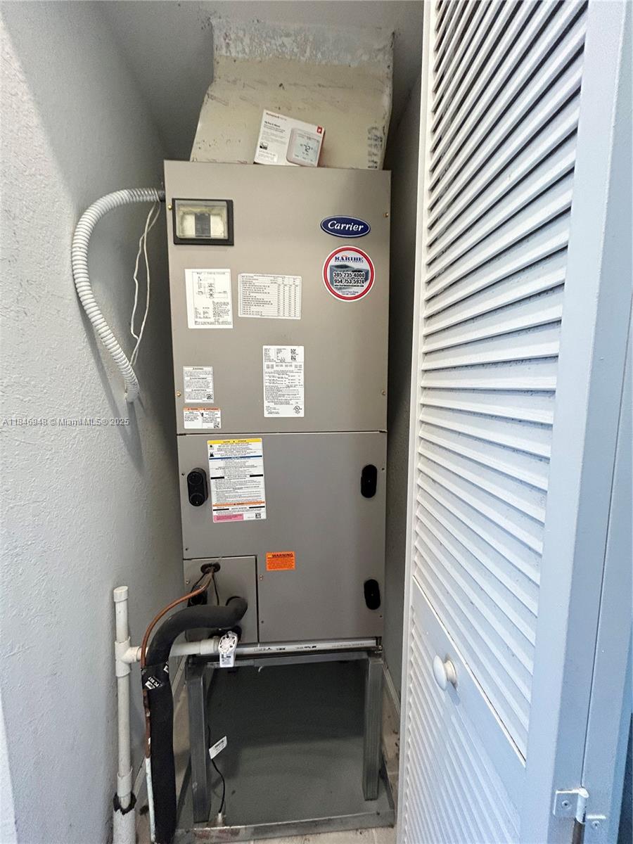 10090 SW 228th Ter Miami, FL 33190