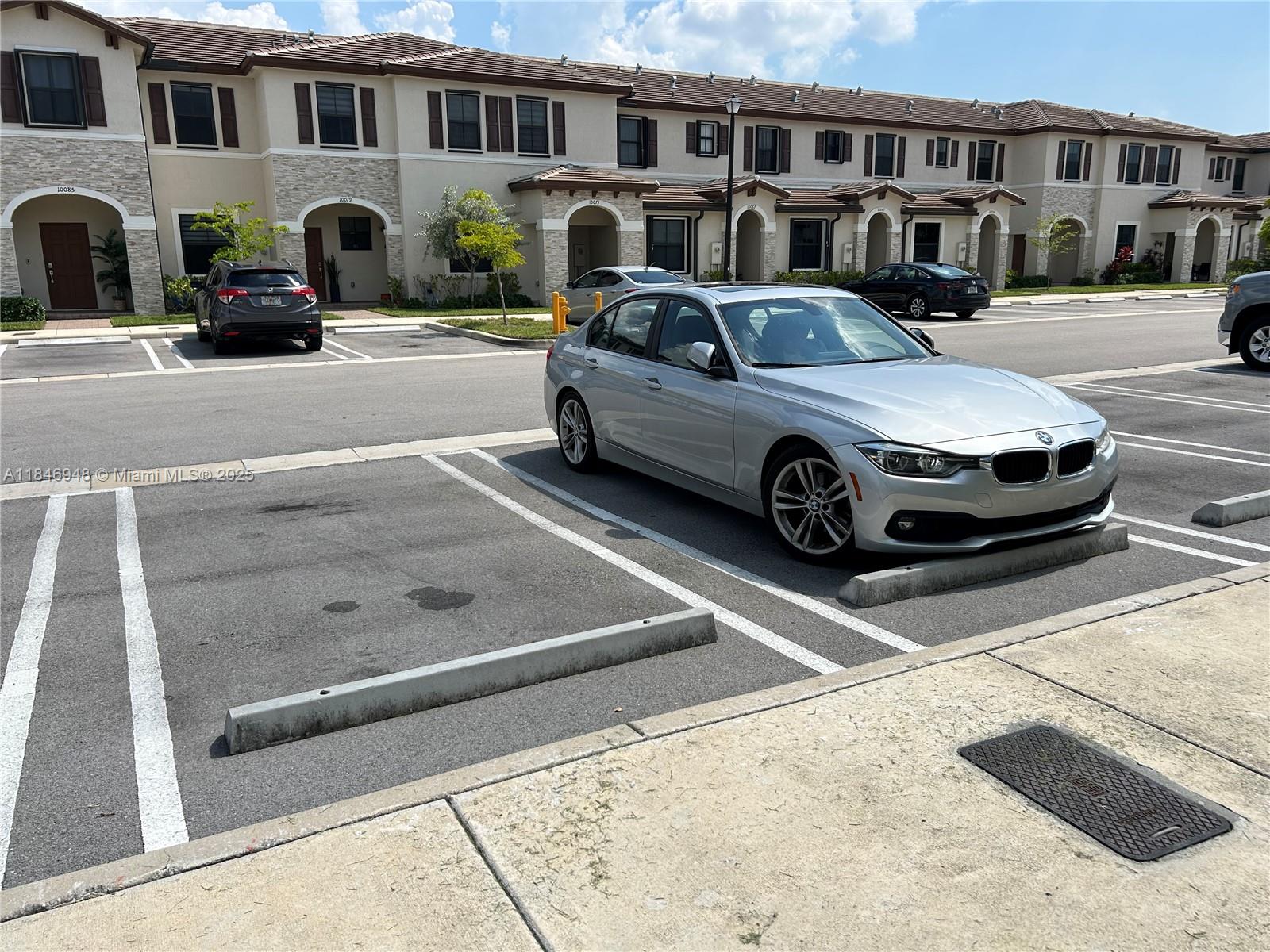 10090 SW 228th Ter Miami, FL 33190