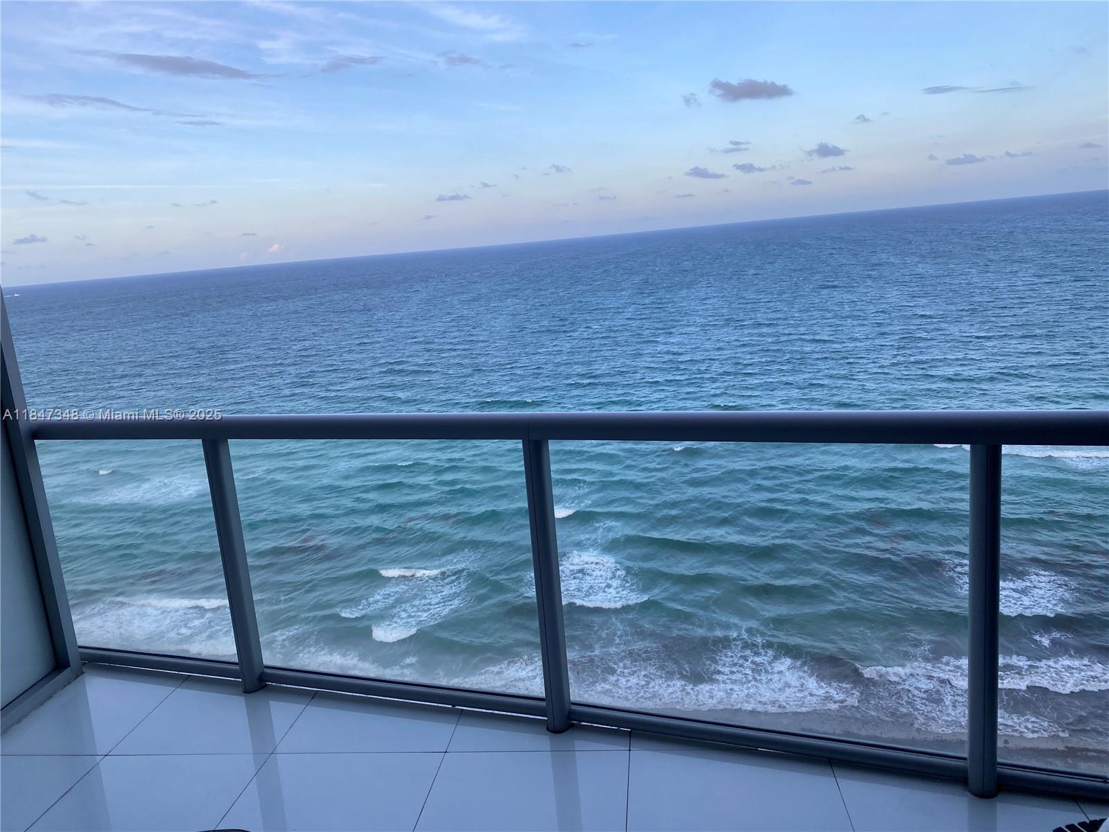 17121 Collins Ave #1906