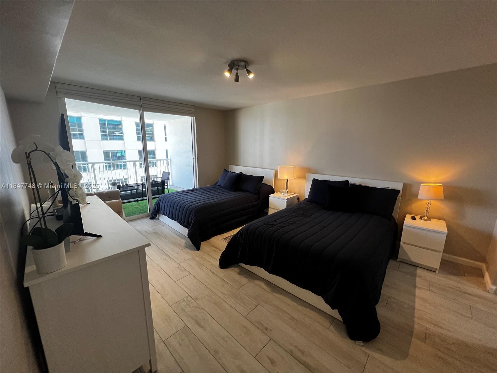 image The Club At Brickell Bay22