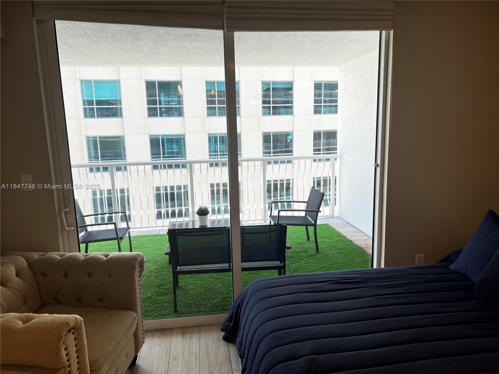 image The Club At Brickell Bay25