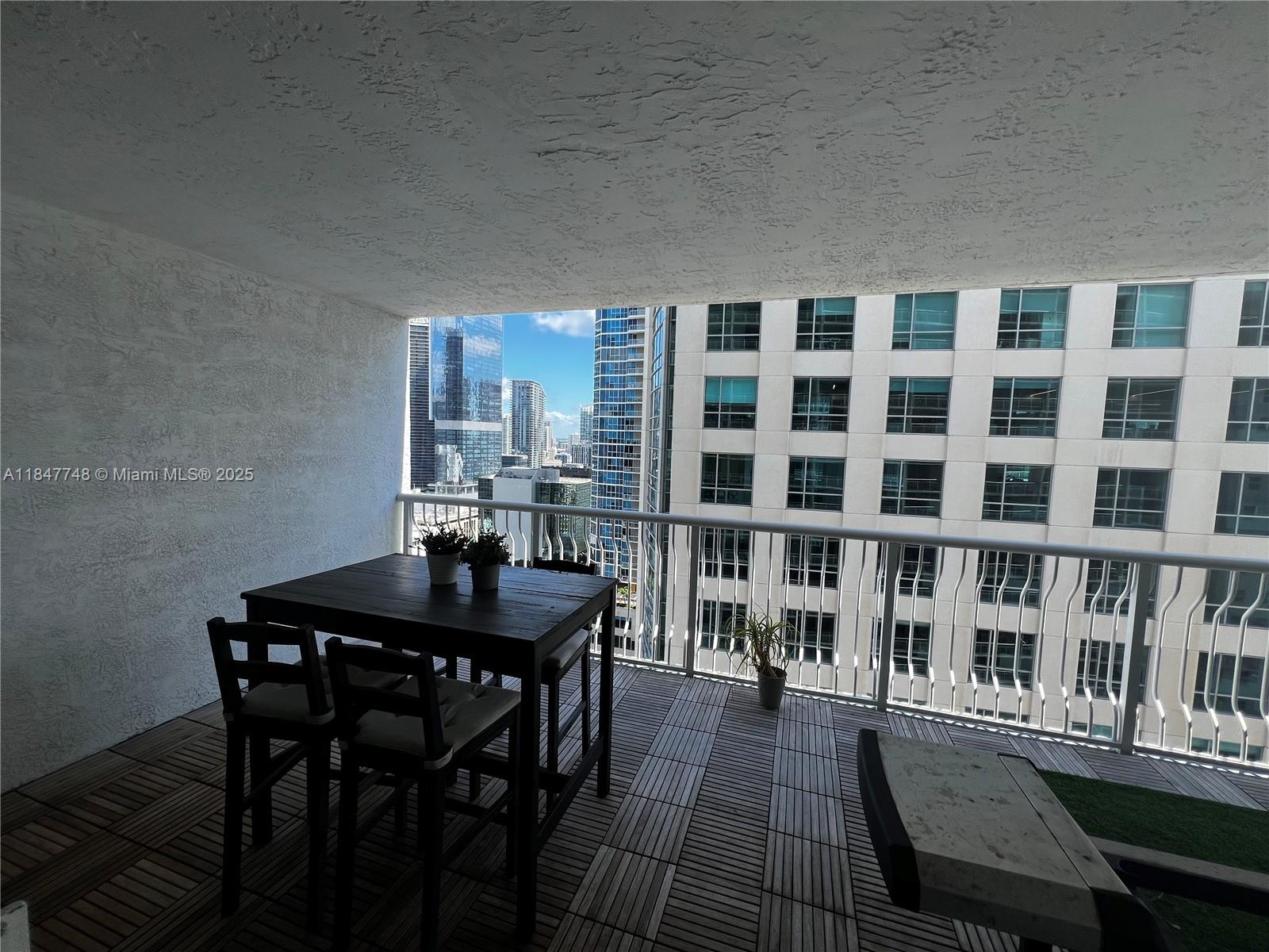 image The Club At Brickell Bay4