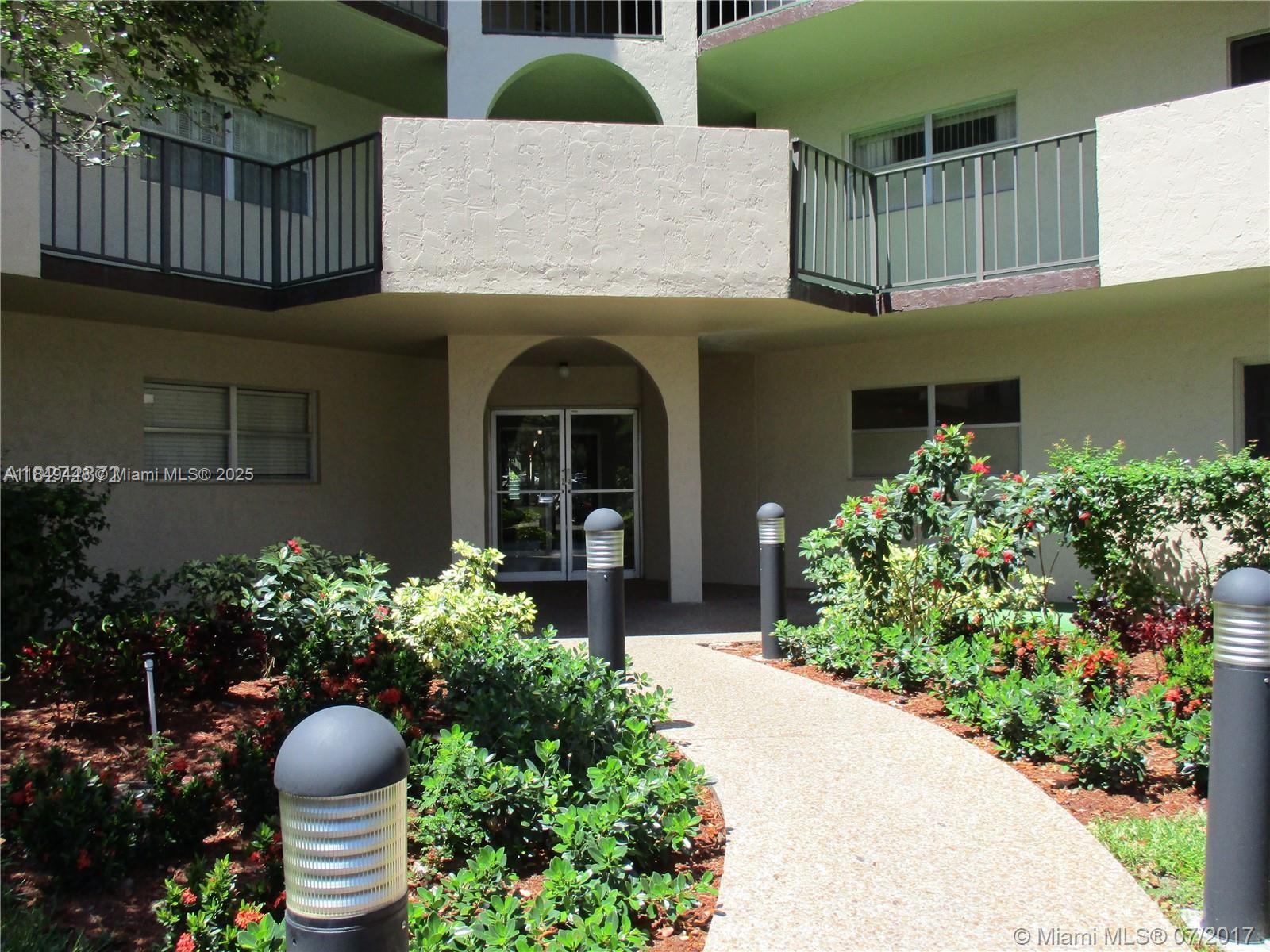 6300 S Falls Cir Dr #314