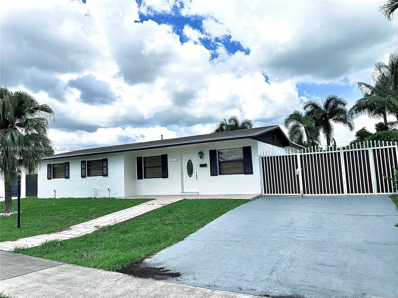 18310 NW 85th Ave