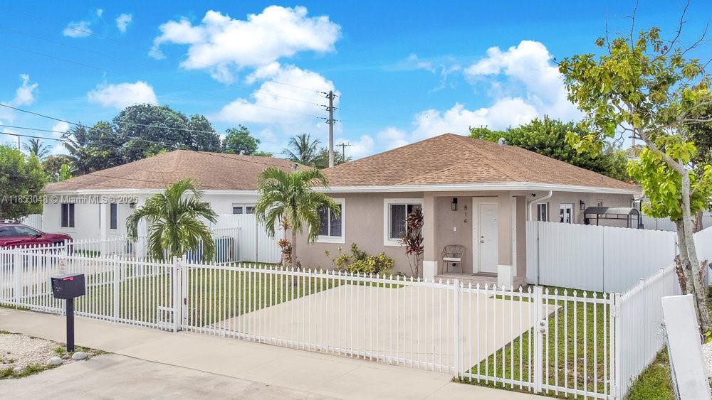 814 NW 114th St