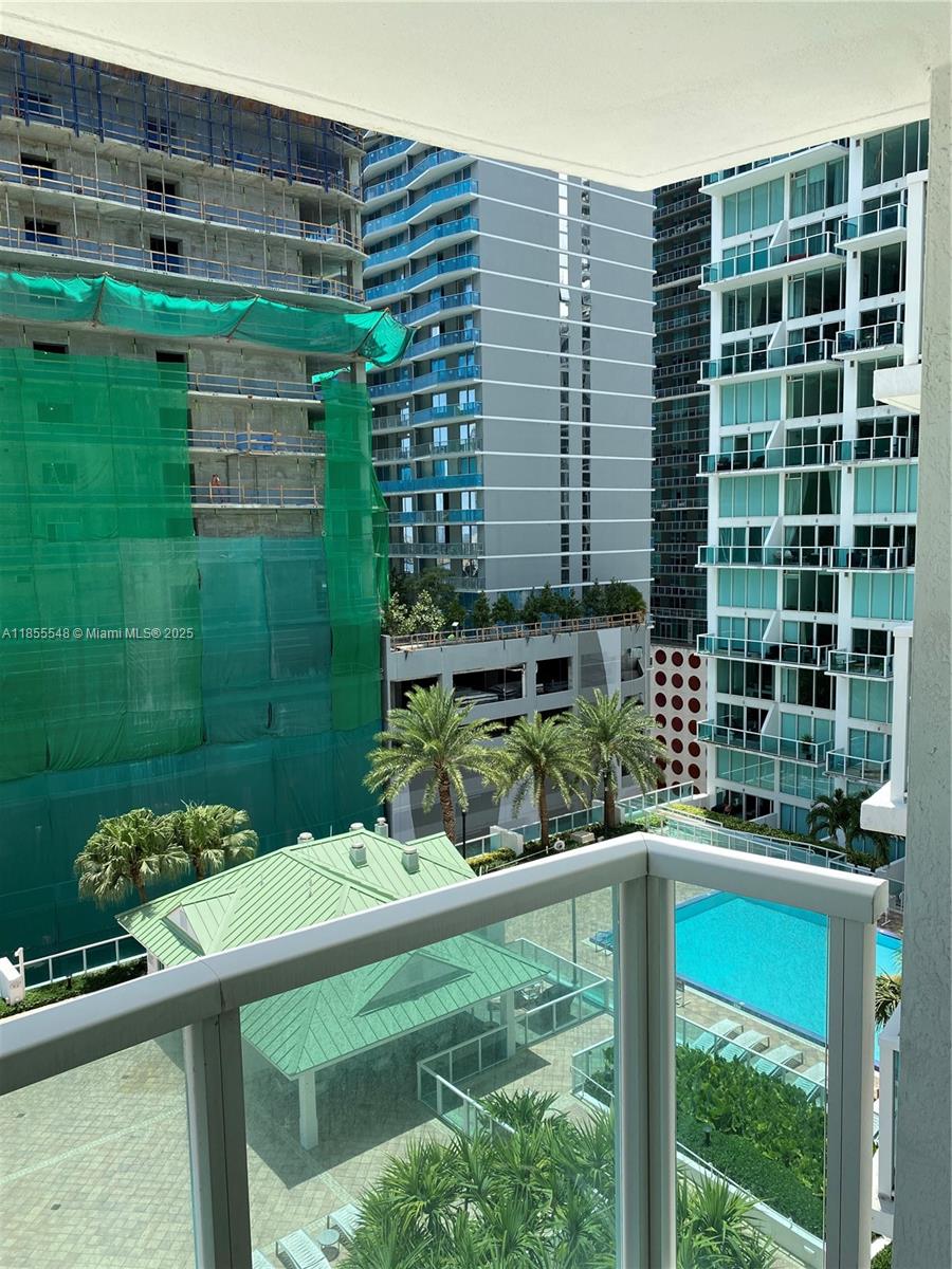 image Brickell on the River N T4
