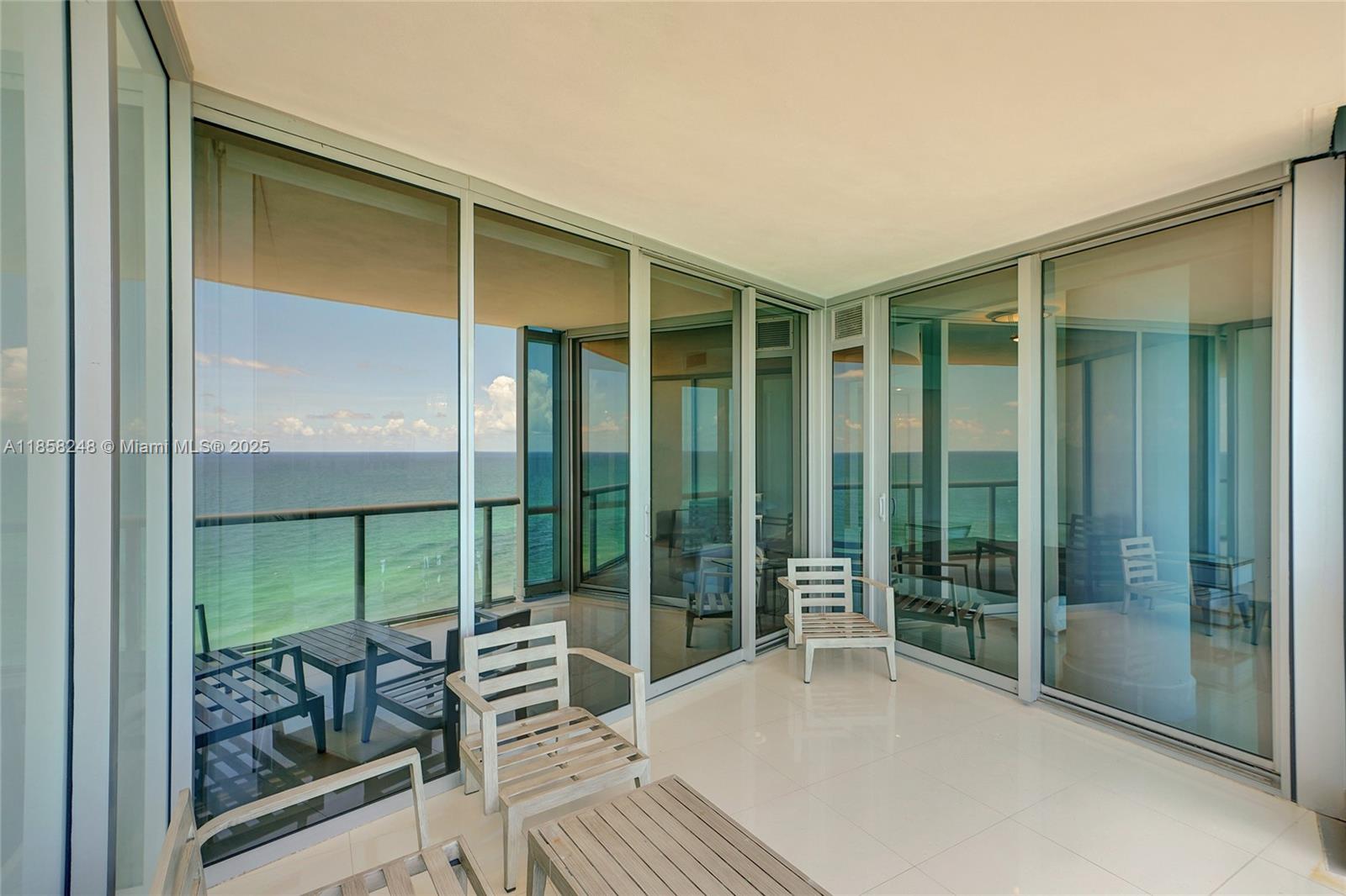 image Jade Ocean24