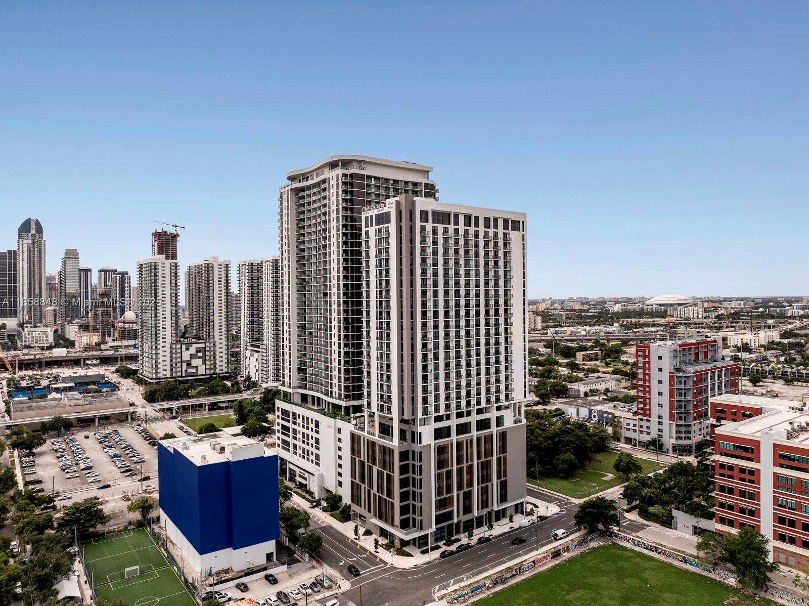 1642 NE 1st Ave #1105