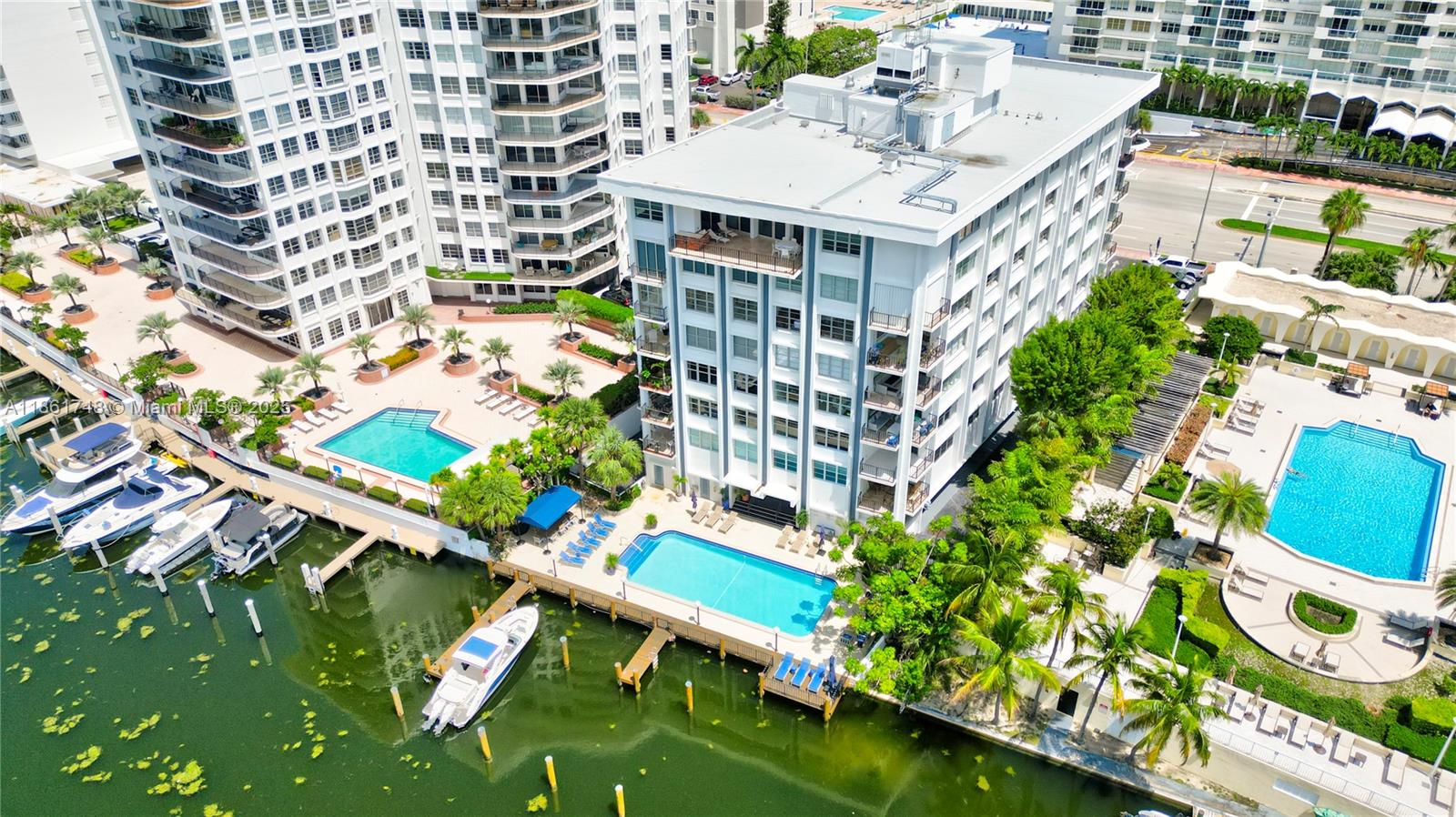 5640 Collins Ave #6B Miami Beach, FL 33140