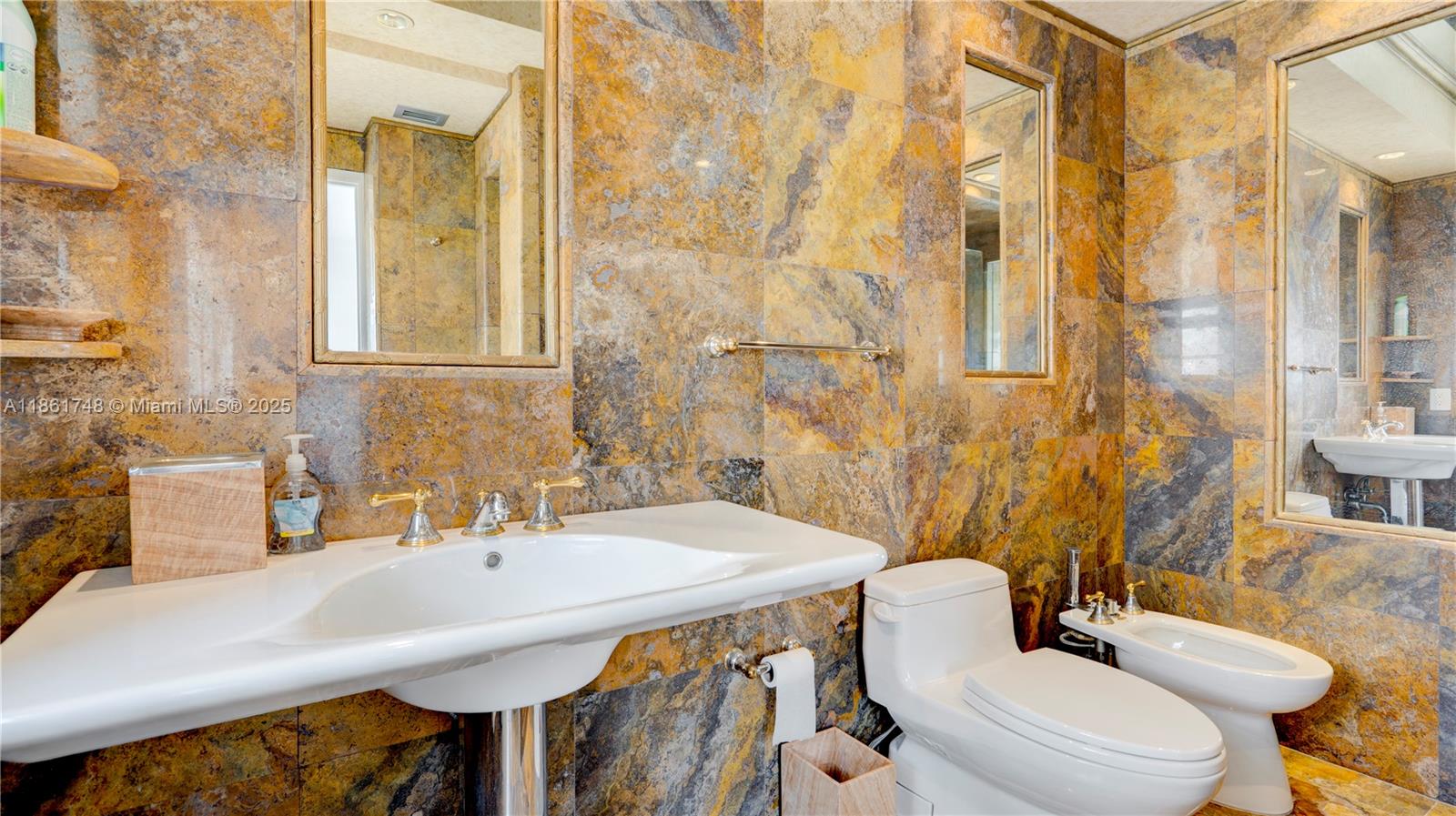 5640 Collins Ave #6B Miami Beach, FL 33140