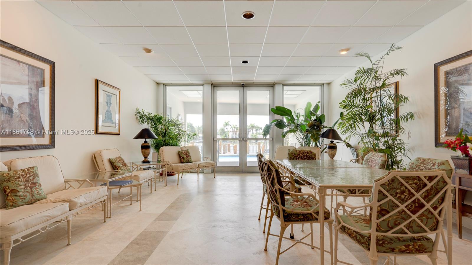 5640 Collins Ave #6B Miami Beach, FL 33140
