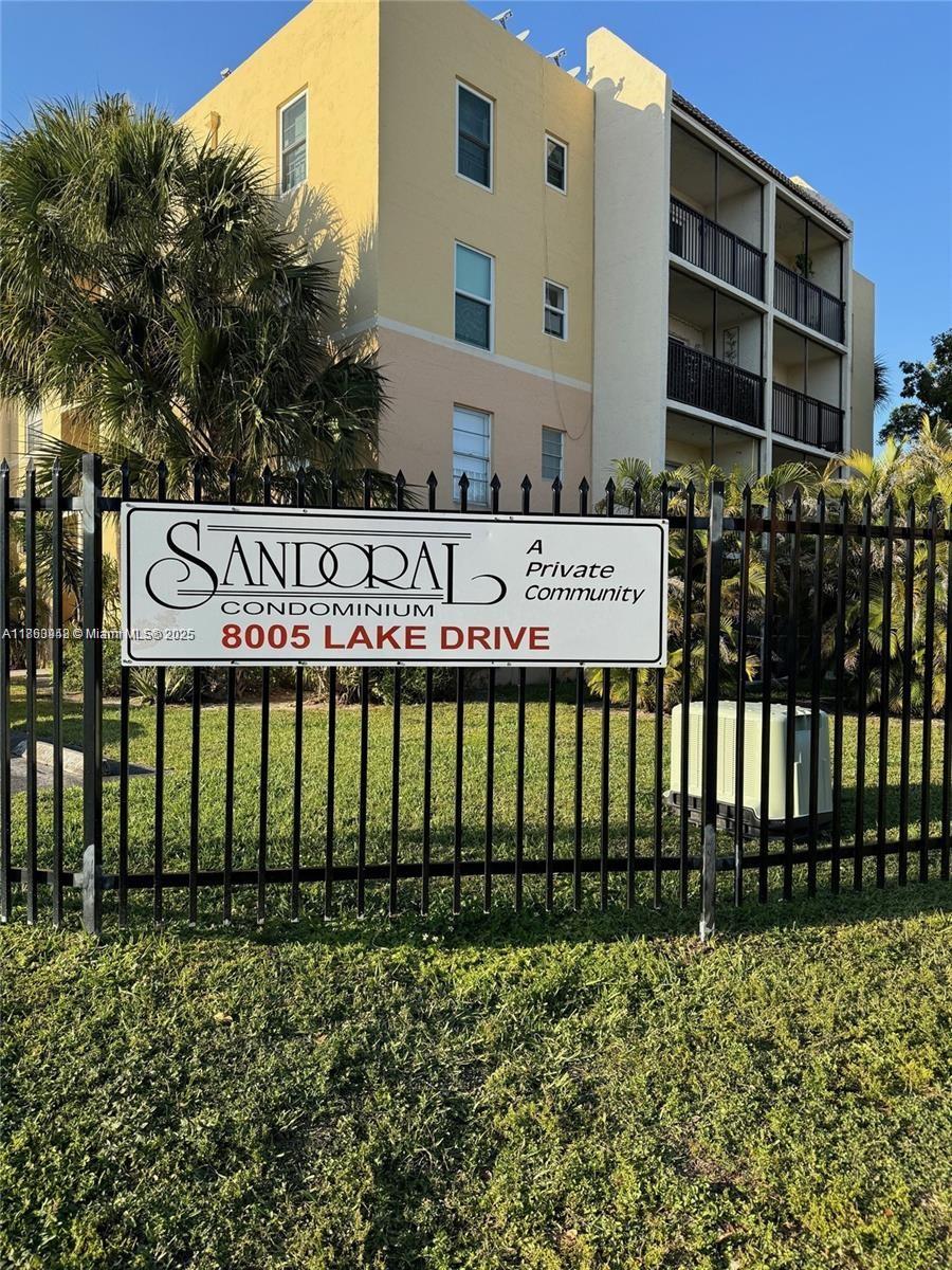 8005 Lake Dr #409