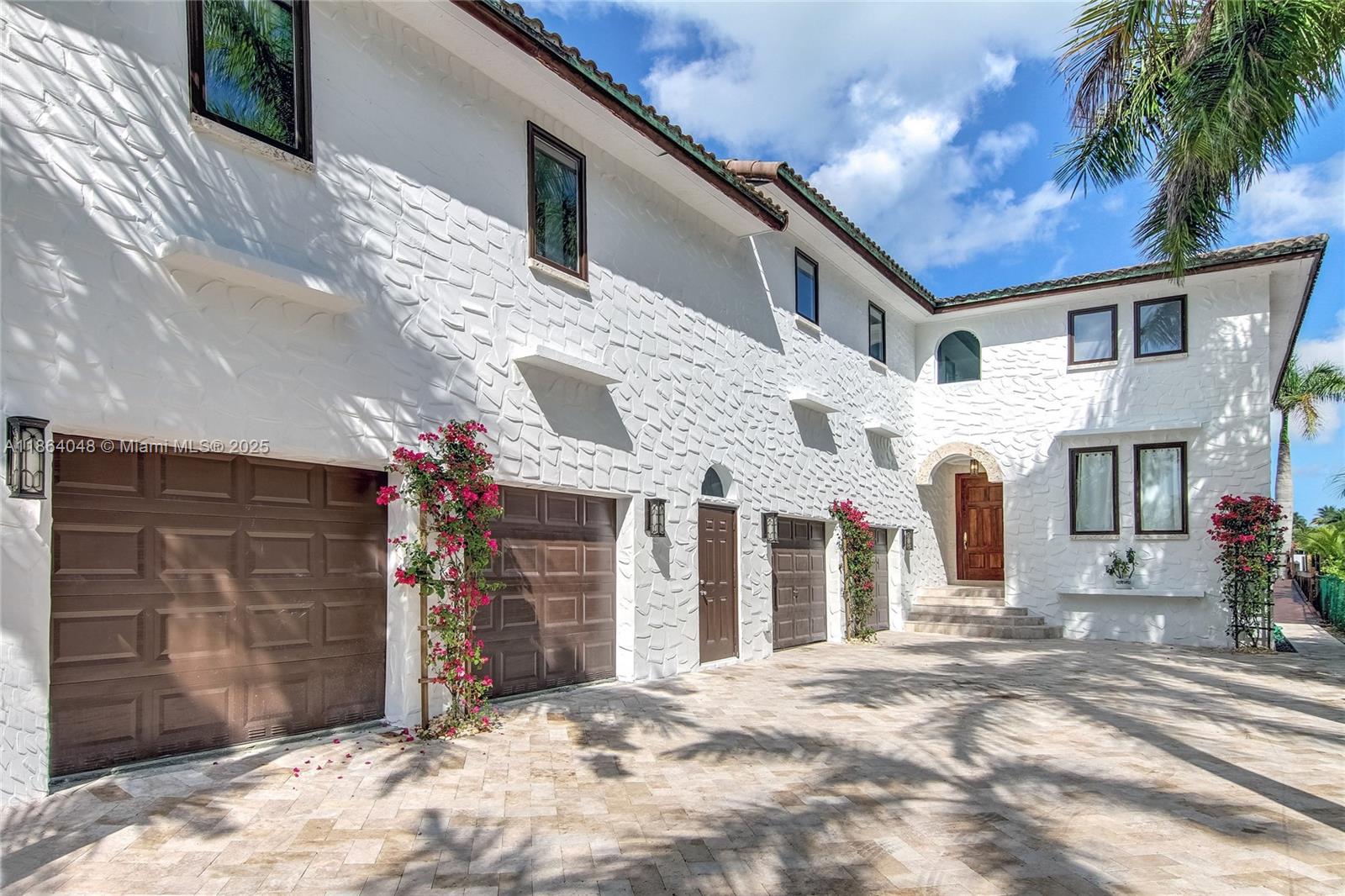 257 N Coconut Ln Miami Beach, FL 33139